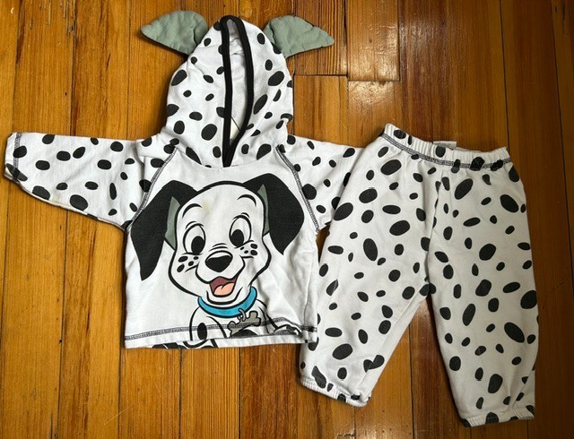 Vintage AOP 101 Dalmatians Sweatsuit (Sweatshirt + Pants) 18 Months, Disney, 18M