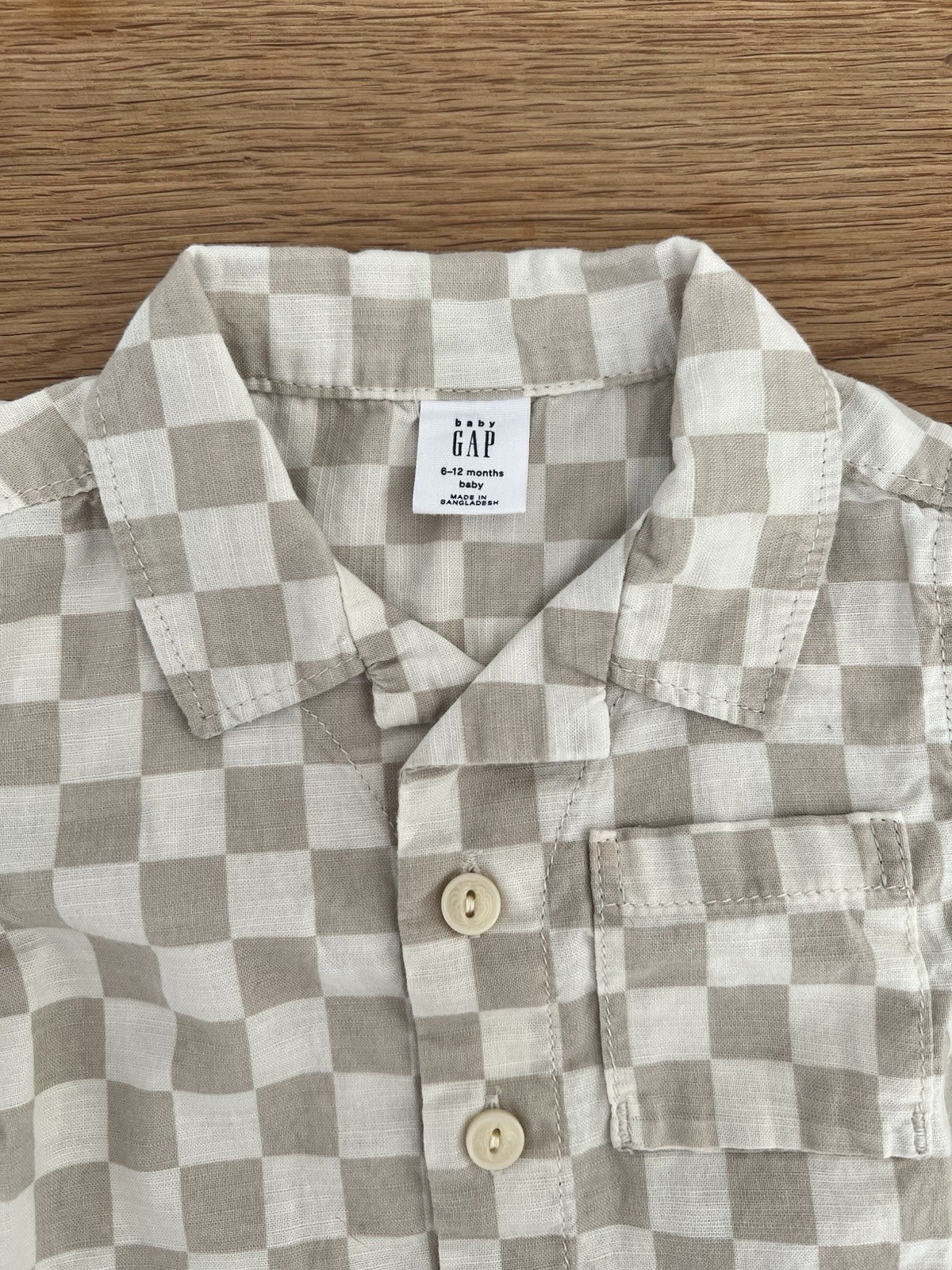 Baby Gap Checkered Shirt & Shorts Outfit Set Beige White cabana button up 6-12M