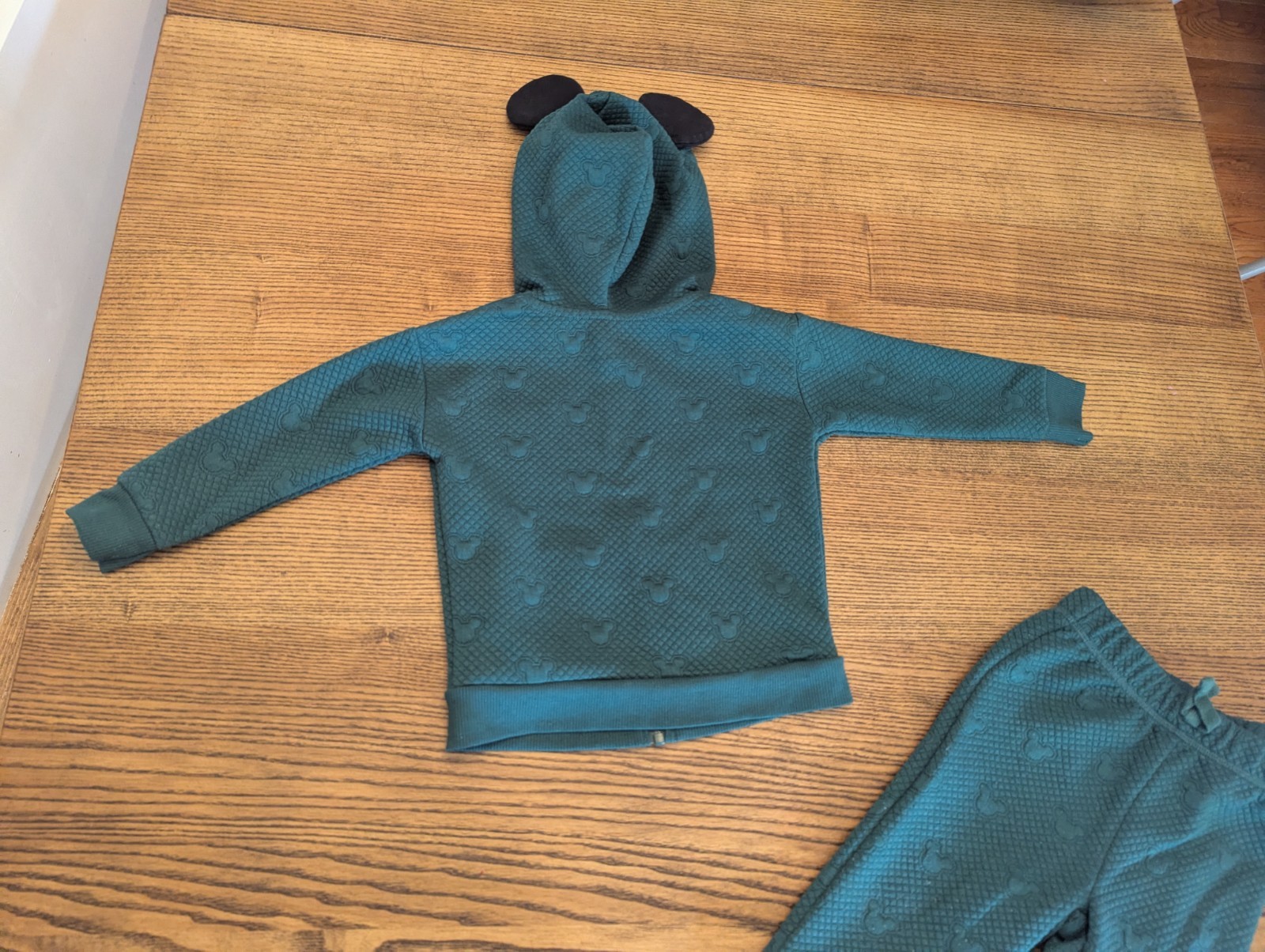 EUC Disney Jumping Beans Baby Boy 18 Month Mickey Mouse Bodysuit Zip Hoodie