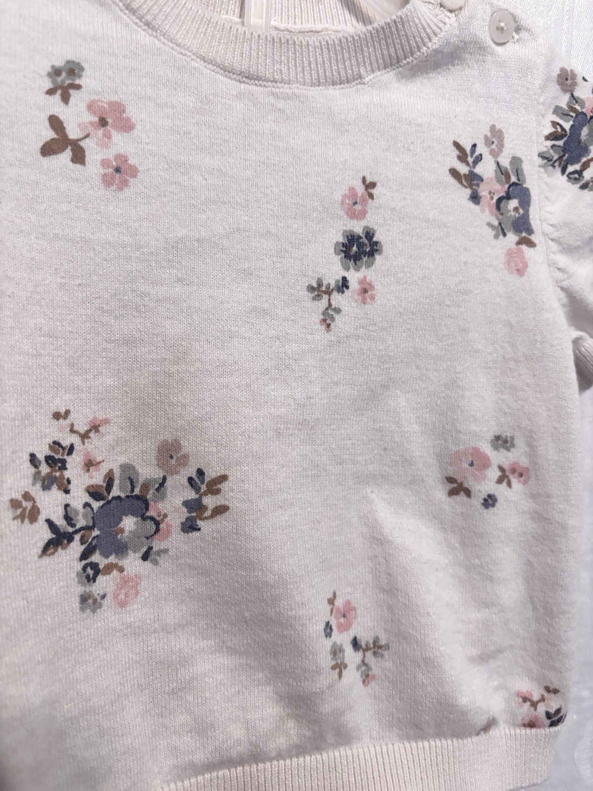 Little Planet Carter’s Organic Cotton Neutral Ditsy Floral Cozy Shorts Set 12m