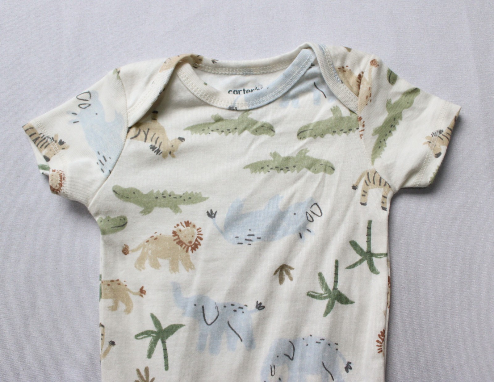 Carter’s Baby Boy’s 3 Piece Bodysuit And Pants Set EJ3 Multicolor Size 6M NWT