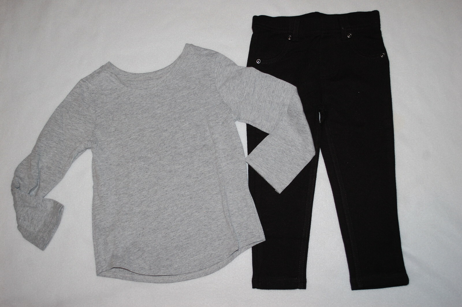 Toddler Girls Outfit GRAY L/S TEE SHIRT Round Hem BLACK JEGGINGS Pants 2T