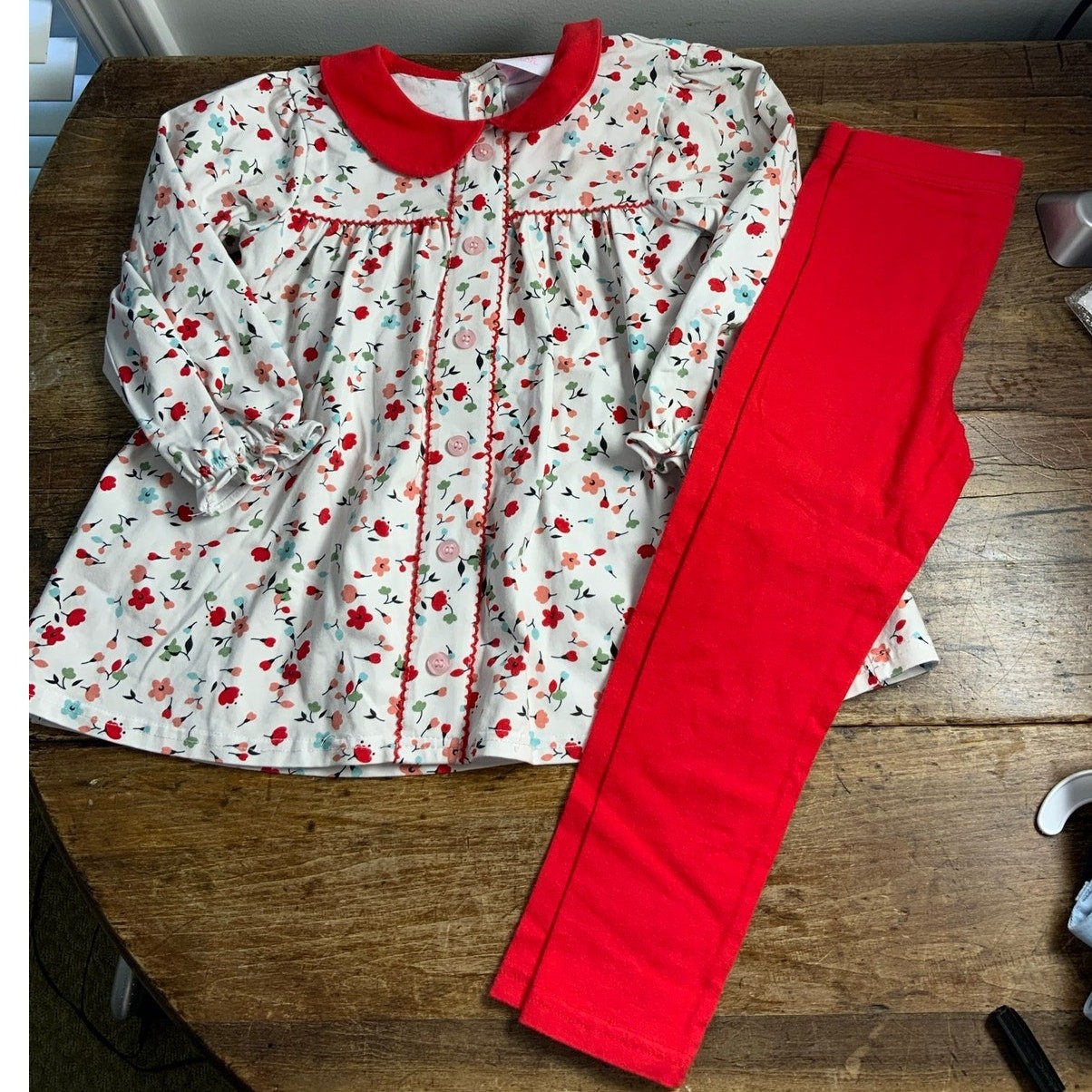 Stitchy Fish 2pc Girl’s outfit size 4T