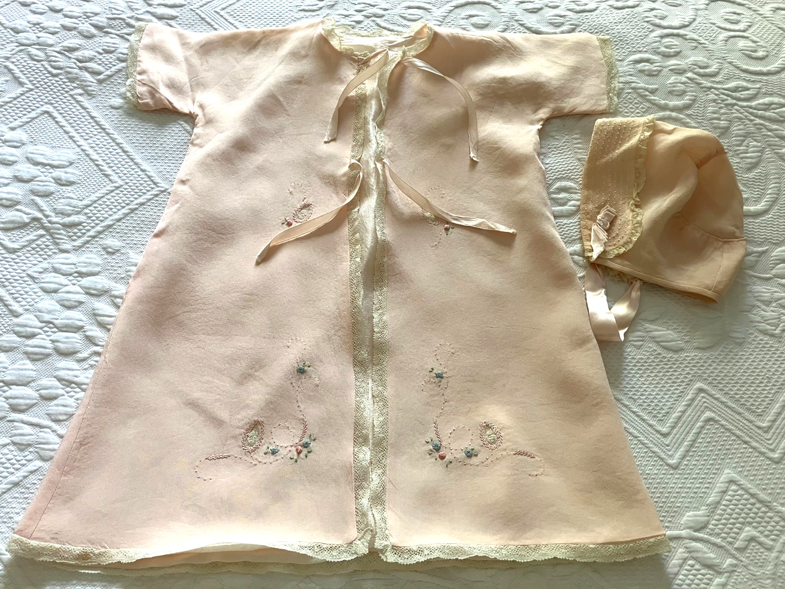 Vintage Silk Baby Layette set Jacket & Bonnet Julius Garfinckel & Co. Size 1