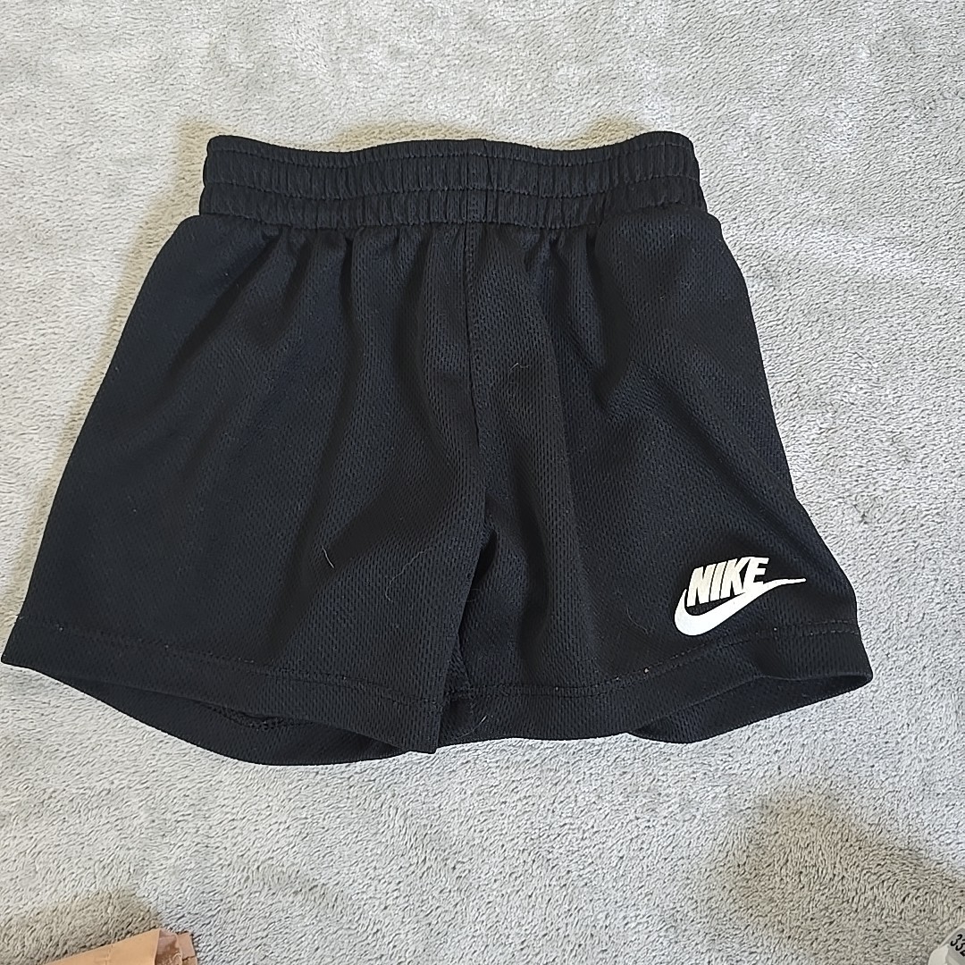 NIKE 3 PC SET Boys 18M Multi-Color Dri Fit Shorts And Shirt Activewear