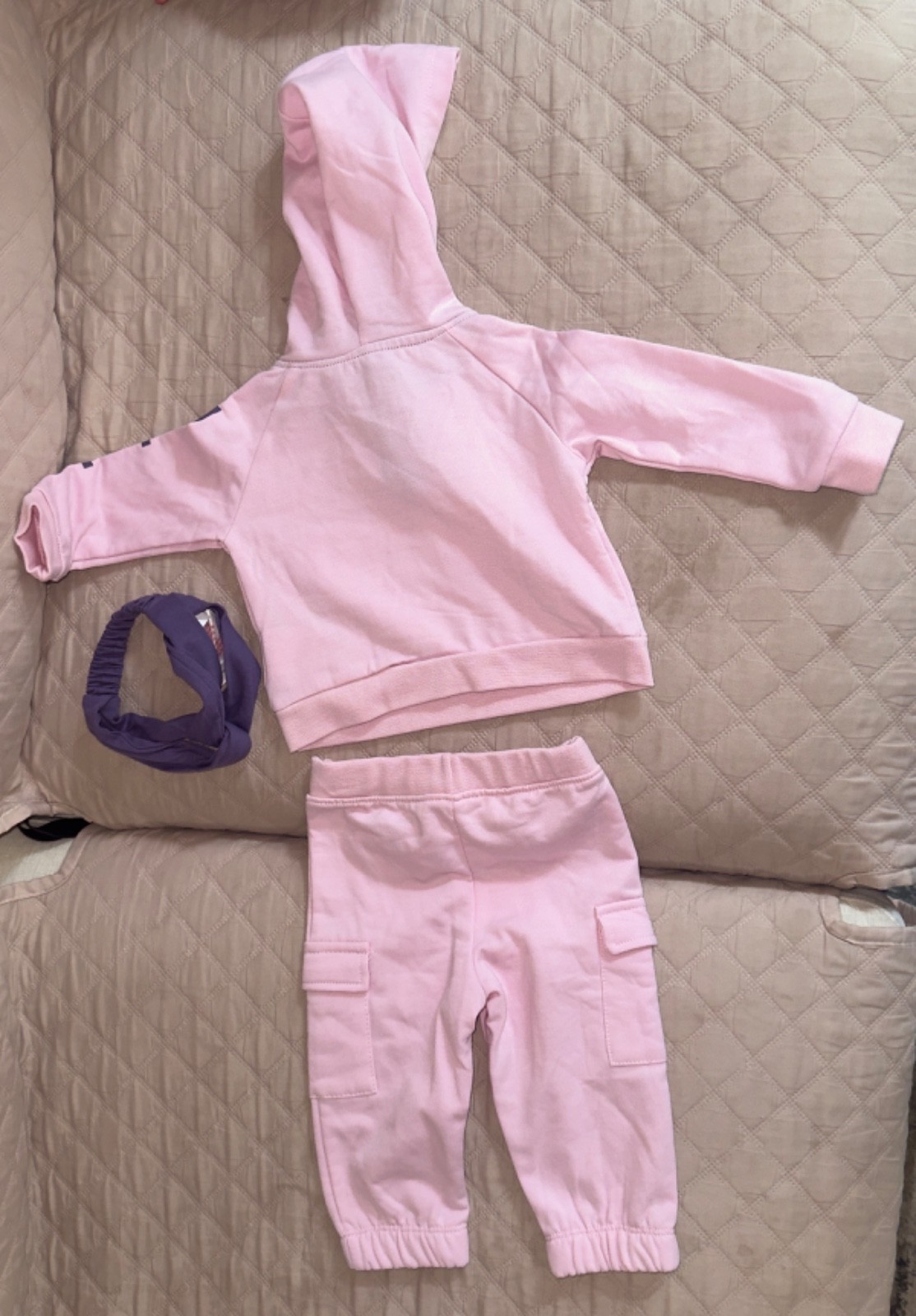 Reebok Infant girl pink Suit 3-6 NWOT Baby Jogger Activewear Set head band