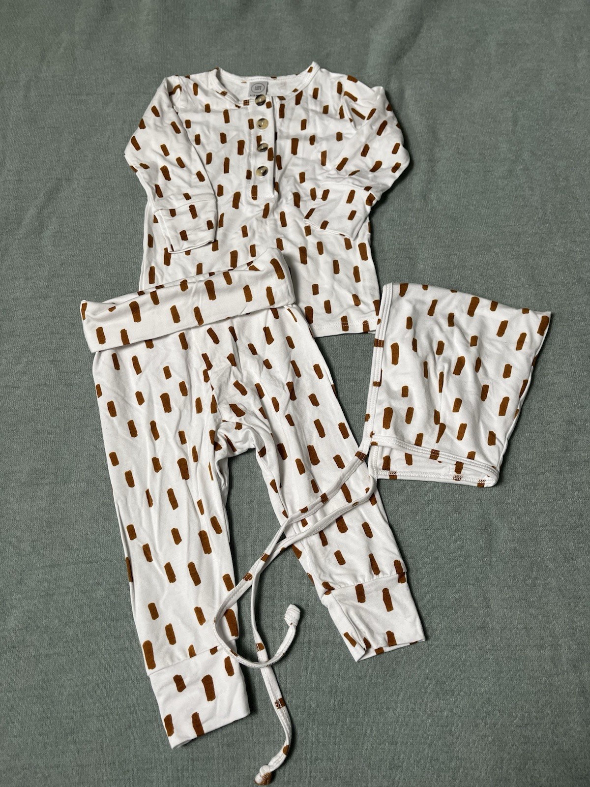 Lou Lou & Company Gender Neutral Brown White Bamboo Set 6-12 M NWOT