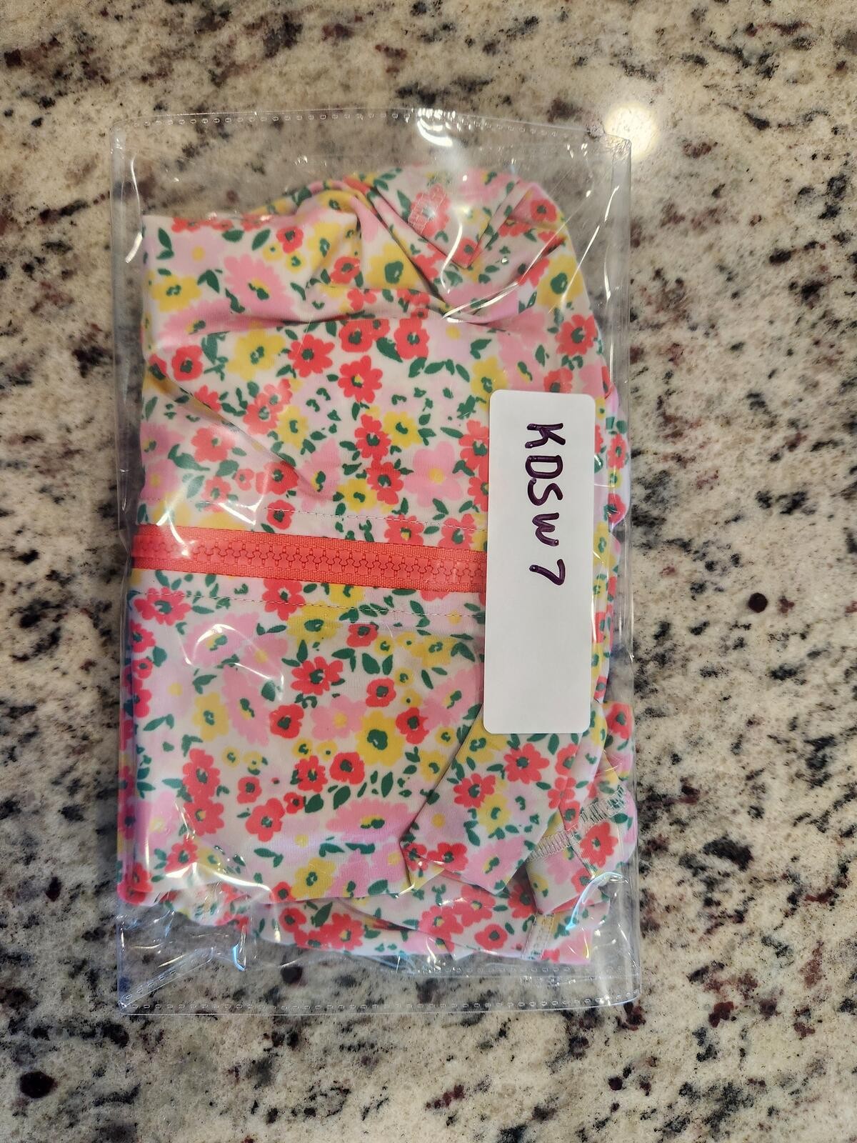 Old Navy Floral Rash Guard Swimsuit – Girls Size 3T