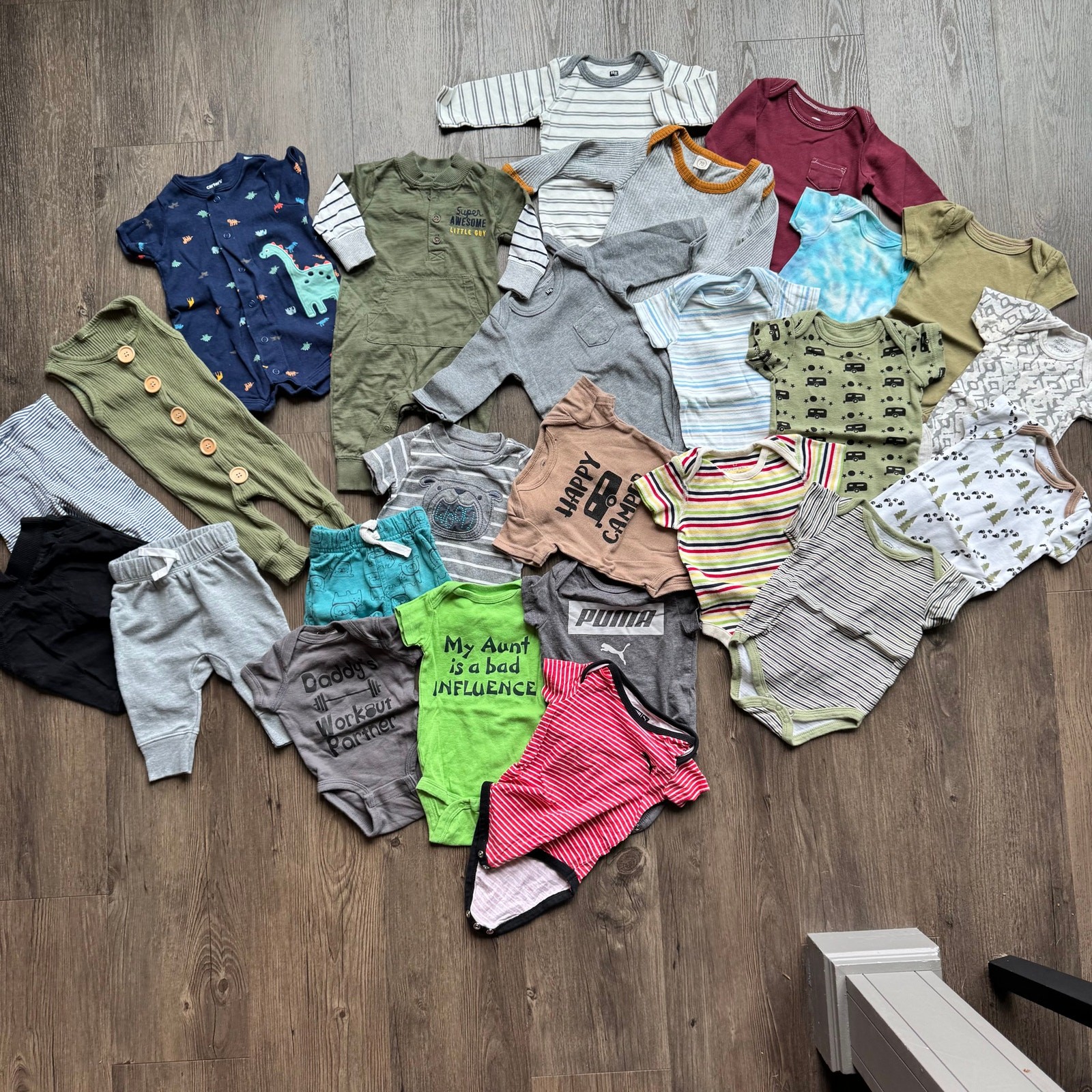 Baby Boy 0-3 Months Clothes Large Lot 25 Pieces Puma Carter’s Infant Bundle Set