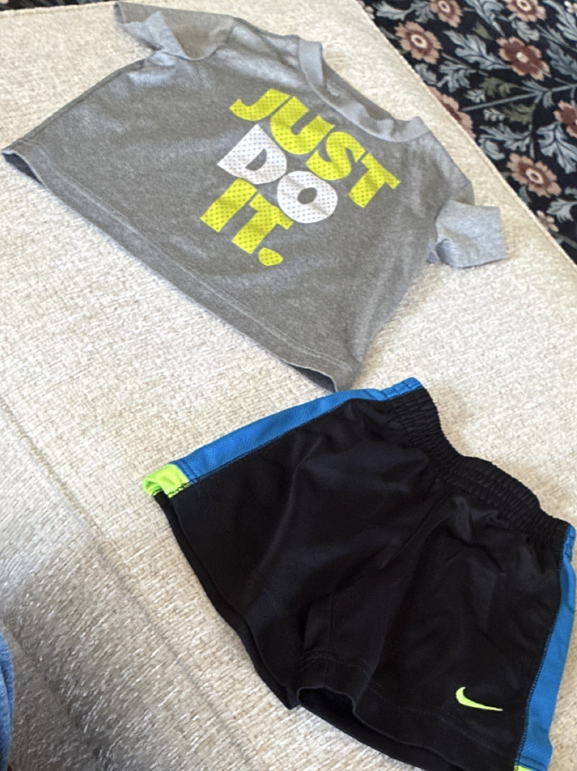 Nike Dri-Fit Just Do It 2T Shorts Set Gray Top & Black Shorts Sports Outfit