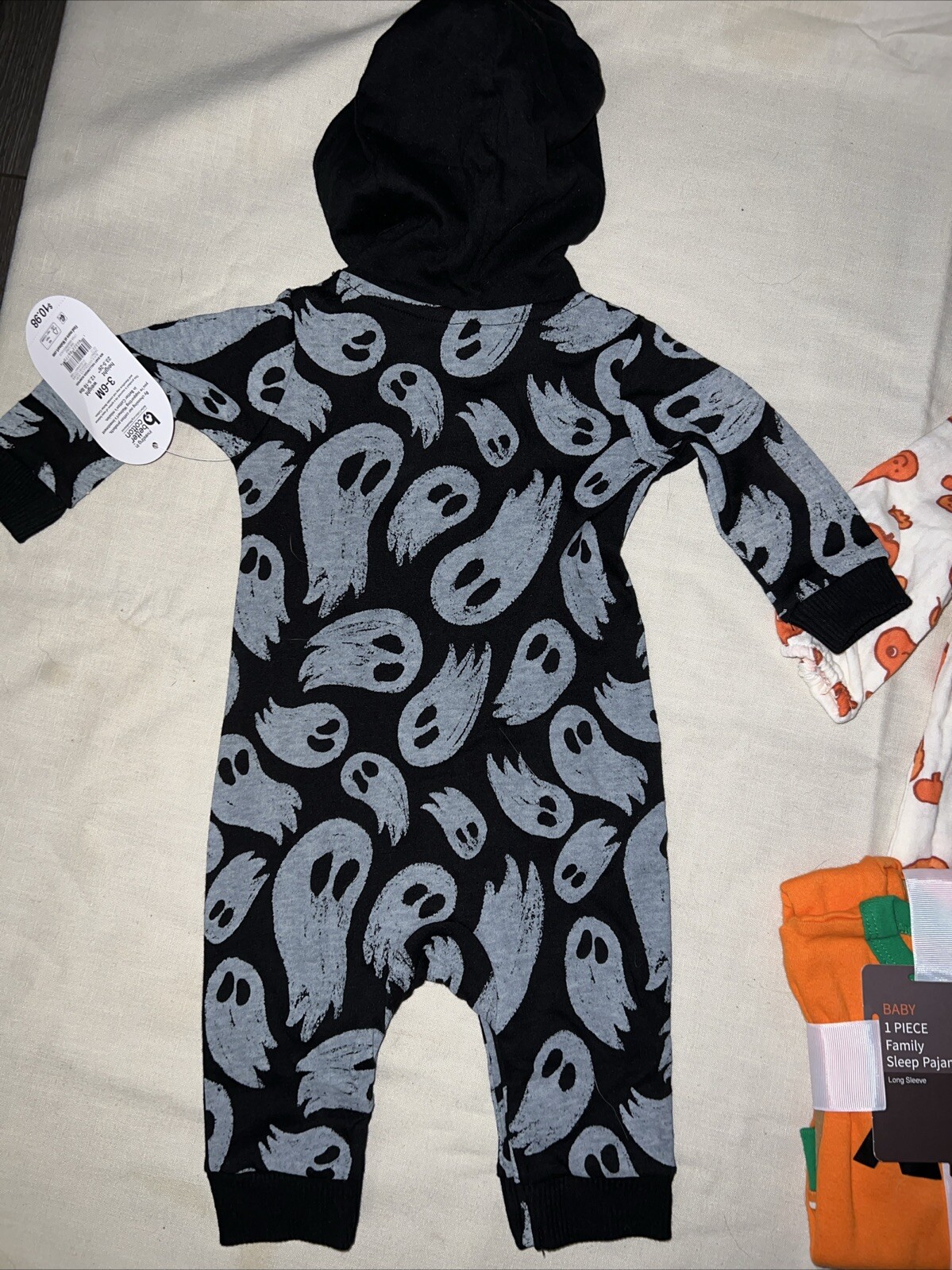 3-6 Baby Fall Autumn Long Sleeve Romper Pumpkins Acorns NWT Ghost Hood Bodysuit