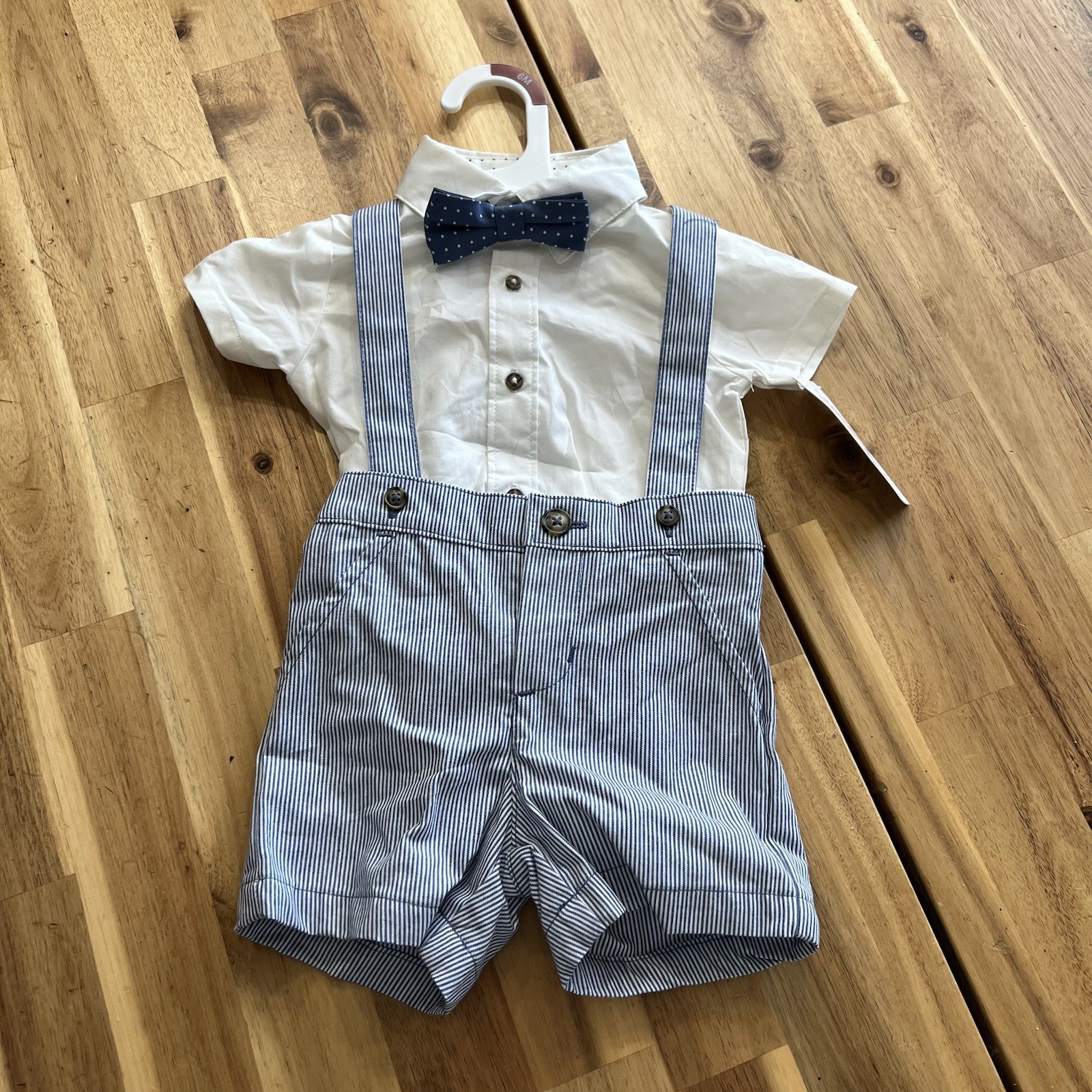 NWT Carter’s Boys Blue White Striped Suspender Top Shorts Set Bow Tie 6 Months