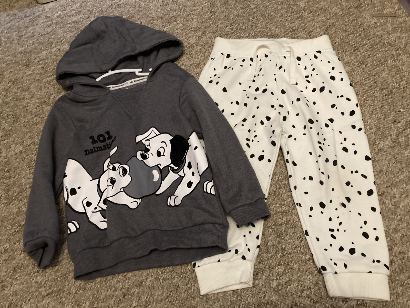 Age 18-24 Months Primark 101 Dalmations Tracksuit