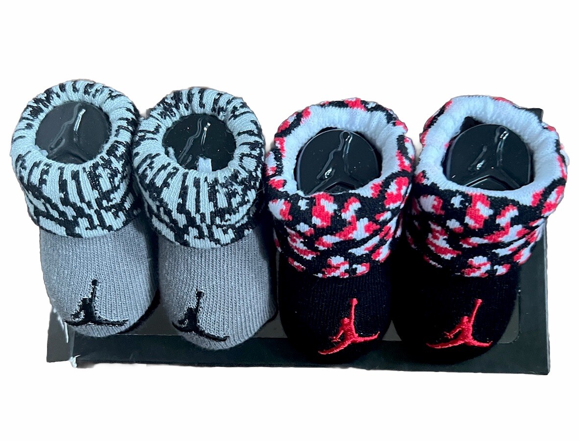 NEW AIR JORDAN BABY Boys 5Pc GIFT Set: 3Bodysuits & 2pair of Booties 0-9 Months.