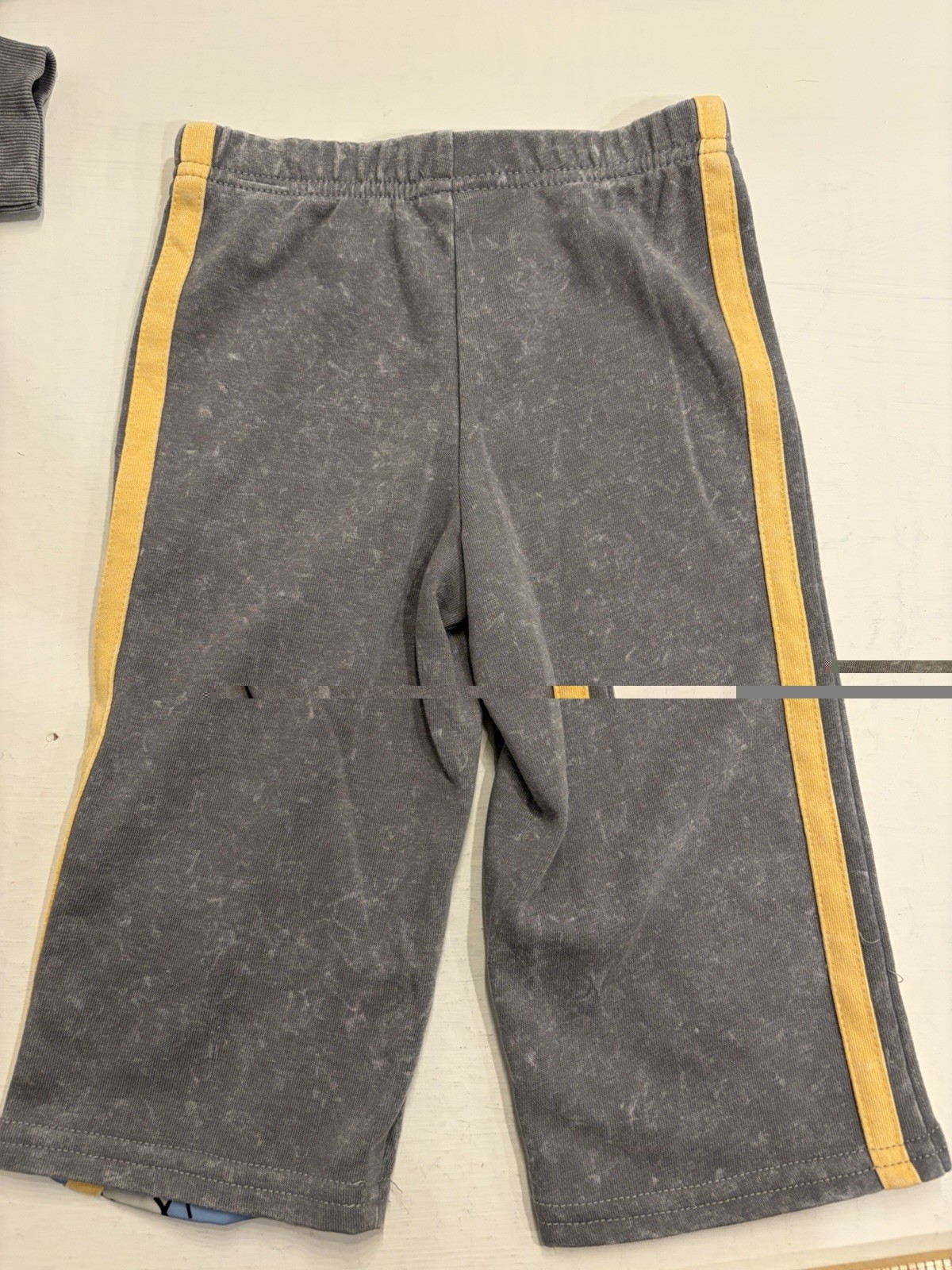 Winnie the Pooh Baby Long Sleeve Crewneck Sweatshirt And Pants Size 18 Months