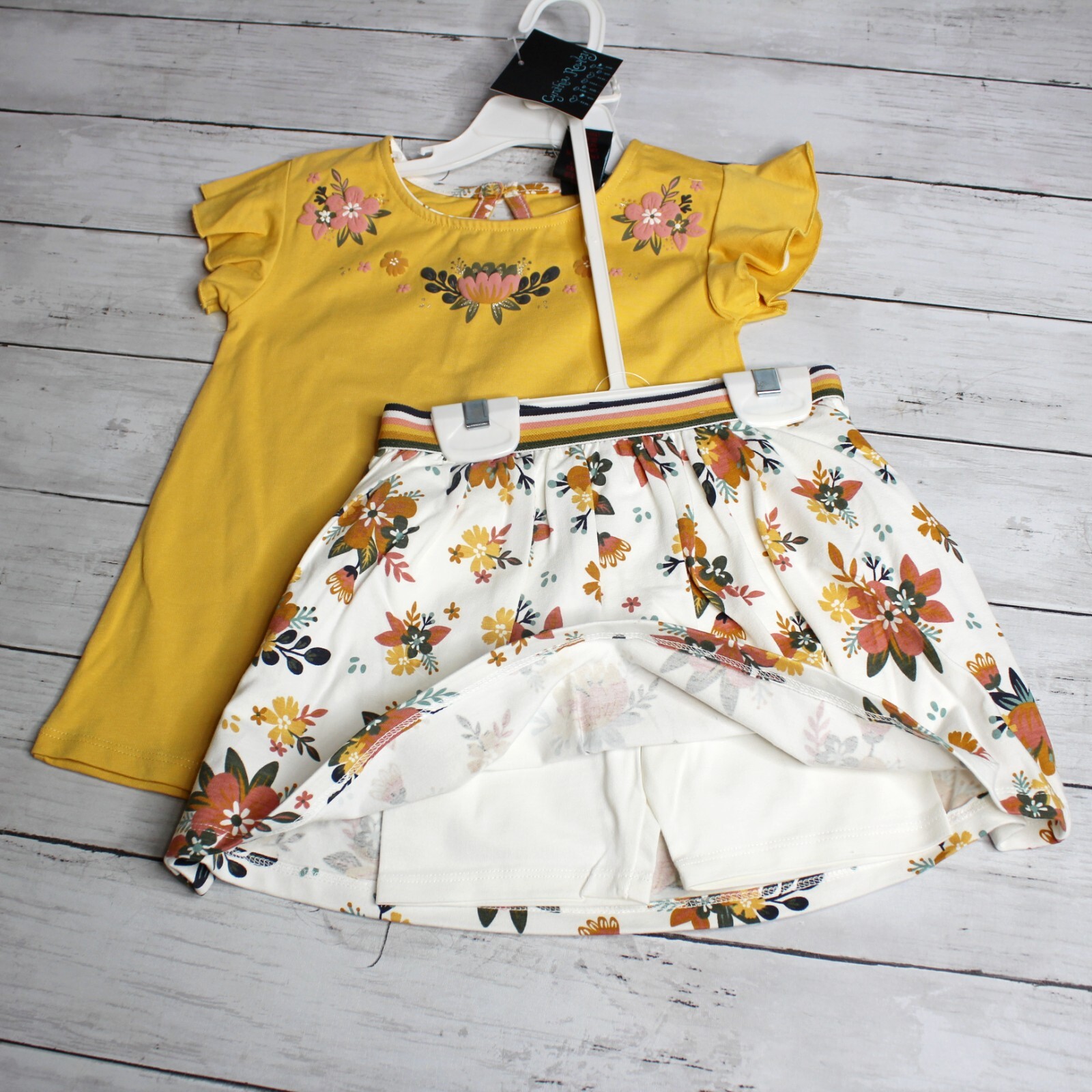 Cynthia Rowley Girl’s Top Skirt Skort Set Size 4T Yellow Pink Floral Shorts