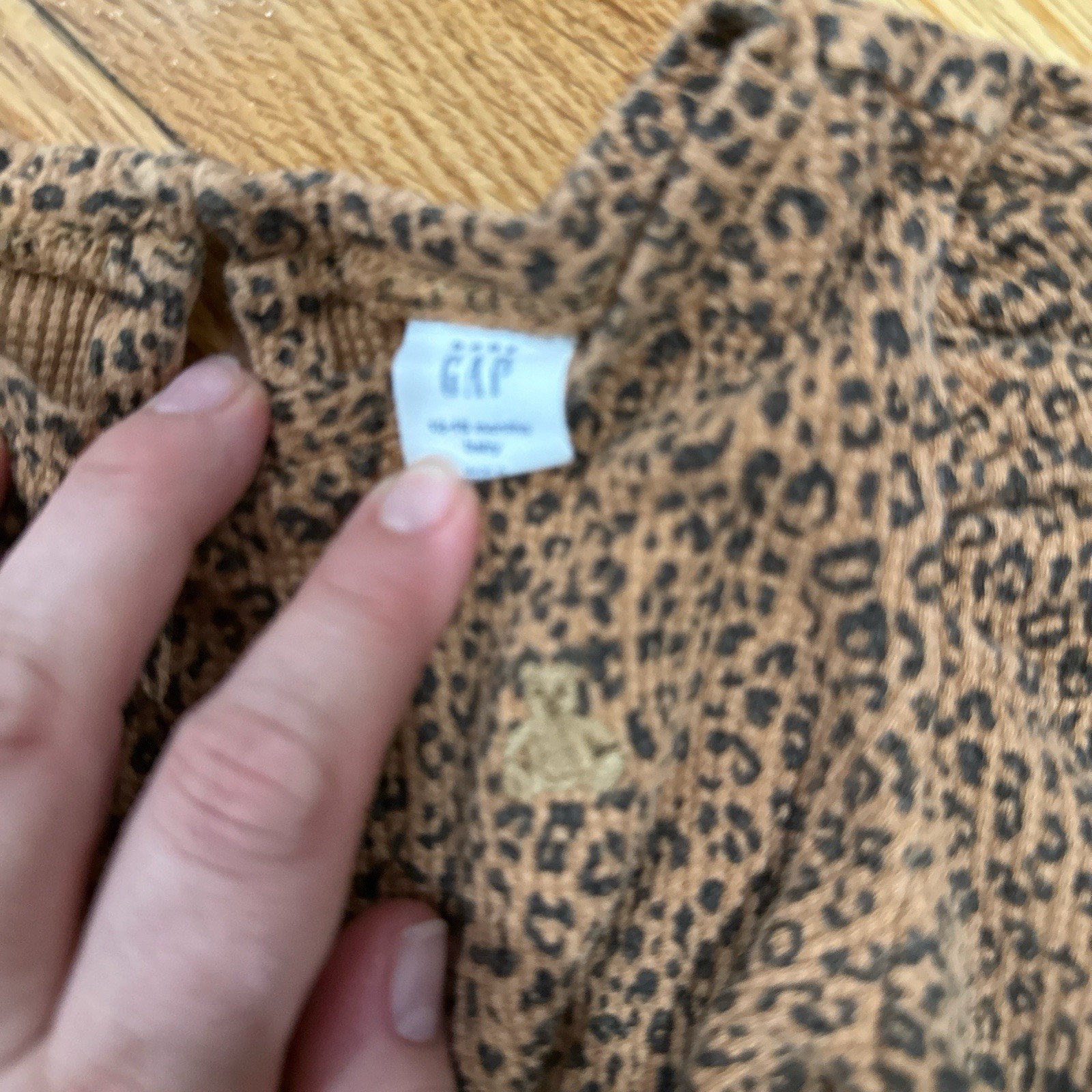 Gap Baby 2 Piece Brown Leopard Print Top & Pants Set 6-12 Months