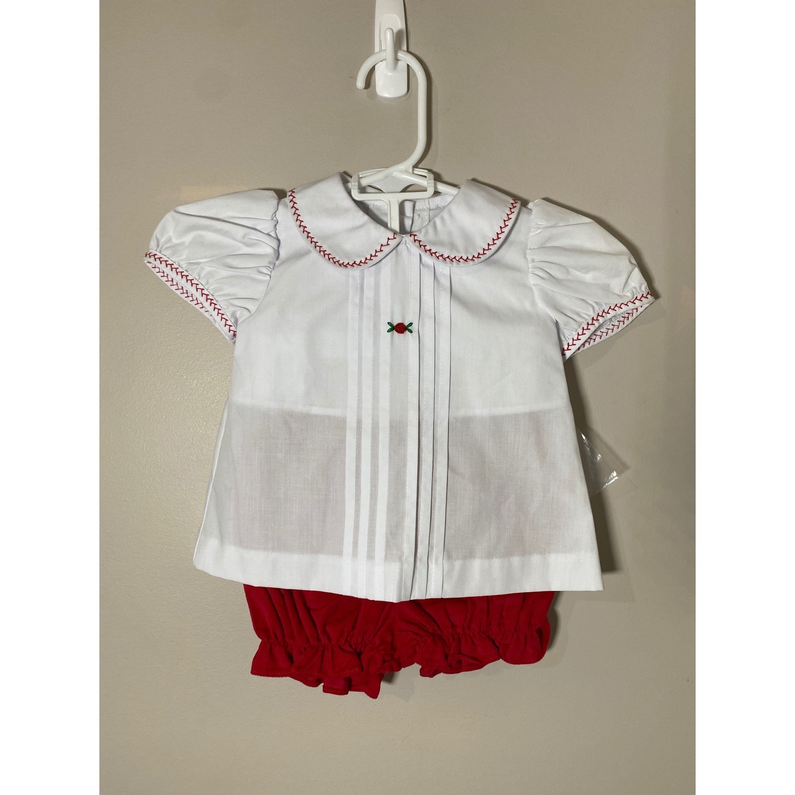 Zuccini Baby Girls White Pleated Top Red Corduroy Bloomers with Bow Set 6M NEW