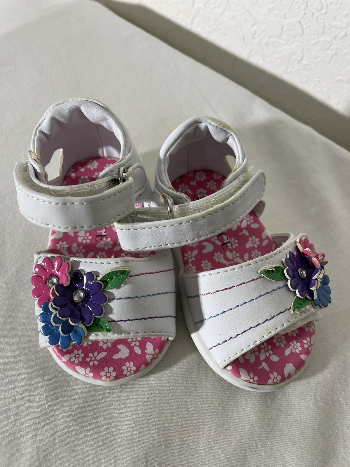 (3) piece baby infant 3 Months girl outfit including shoes pink/white/green