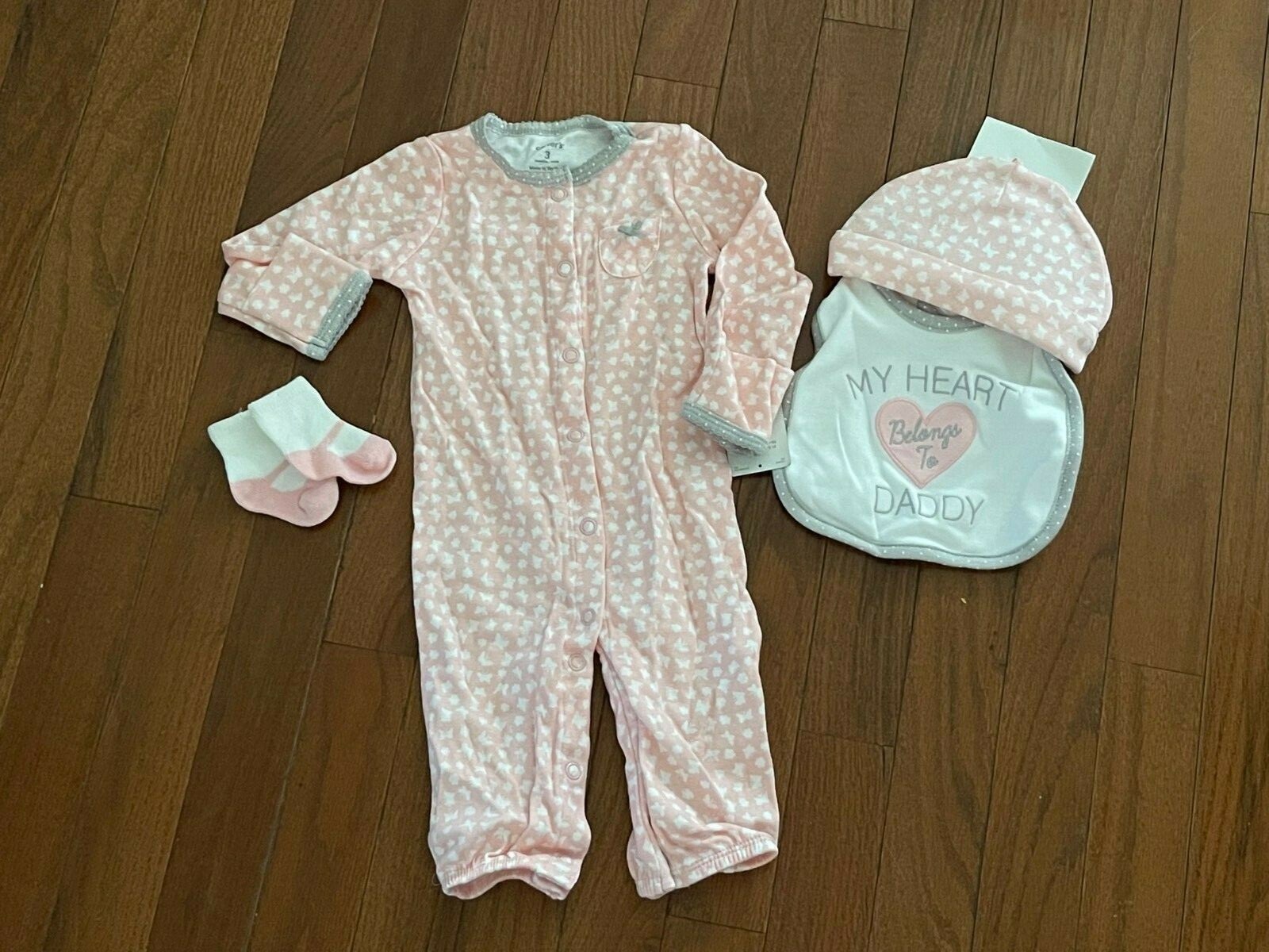 New Carters Girl Layette Pink Gray White Jumper Hat Bib and Socks Size 3 months