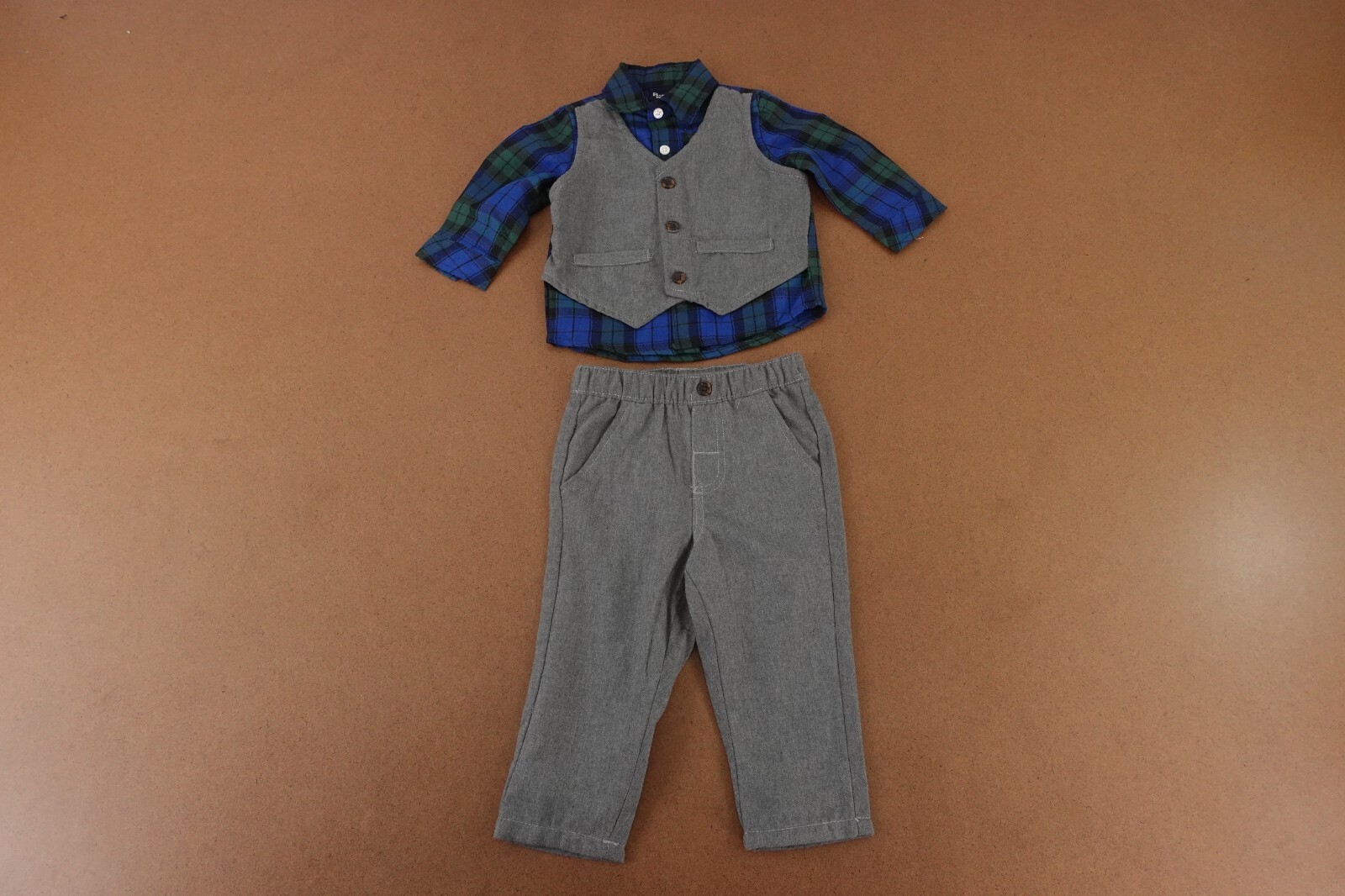 Baby Rebels Boys Size 18 Months Gray Blue Plaid 2 Piece Shirt Vest Pants Set New