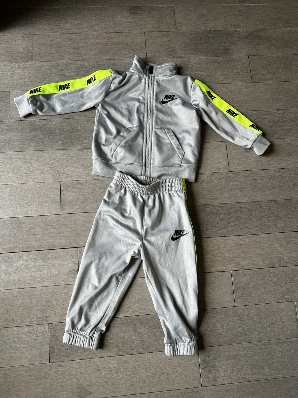 Baby toddler boy Nike gray and neon full zip running track suit set 2 piece 12M