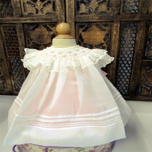 NWT Will’beth Ivory Pink Sheer Pearl Smocked Bishop Dress preemie Baby Girls 00