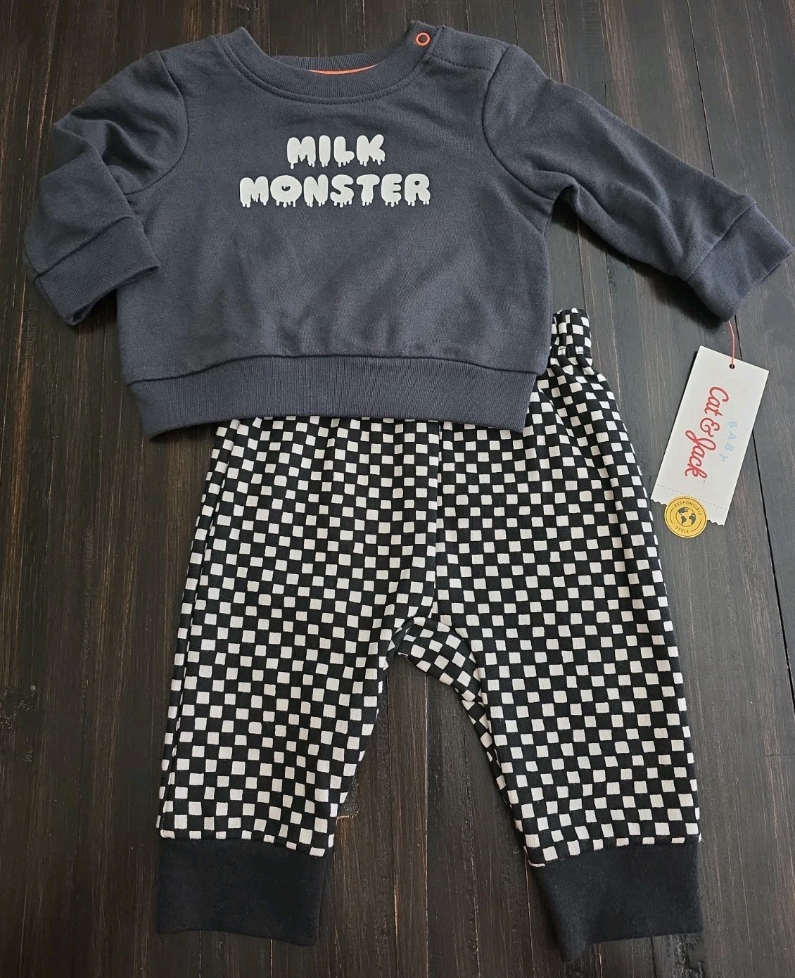 Cat & Jack Newborn MILK MONSTER 2pc Outfit Sweatshirt & Checked Pants Set NWT