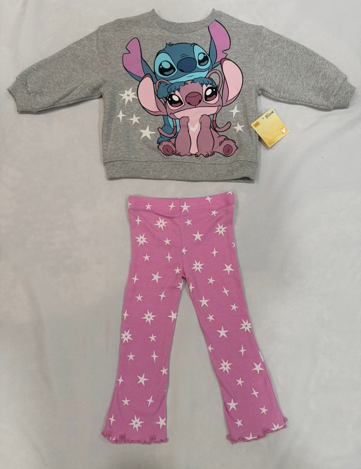 Girl’s set of lilo and stitch Outfit Sz 2t