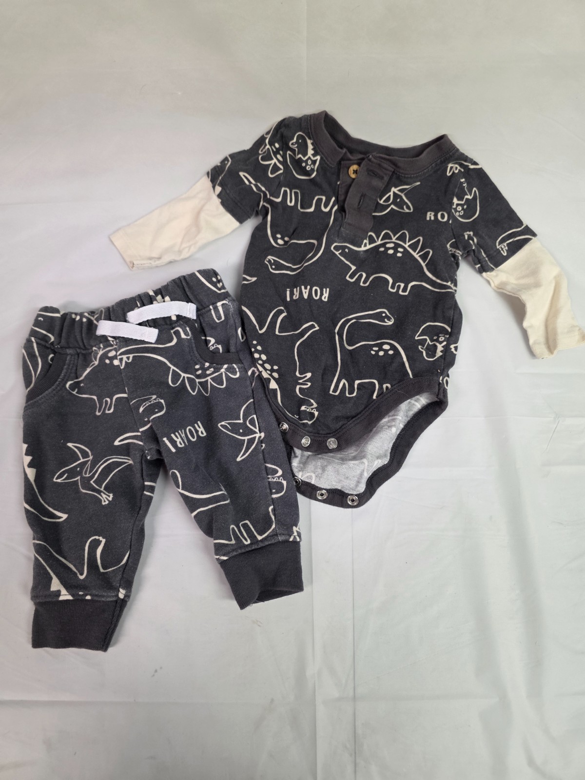 Dinosaur Onesie with Pants Baby 0-3 Months