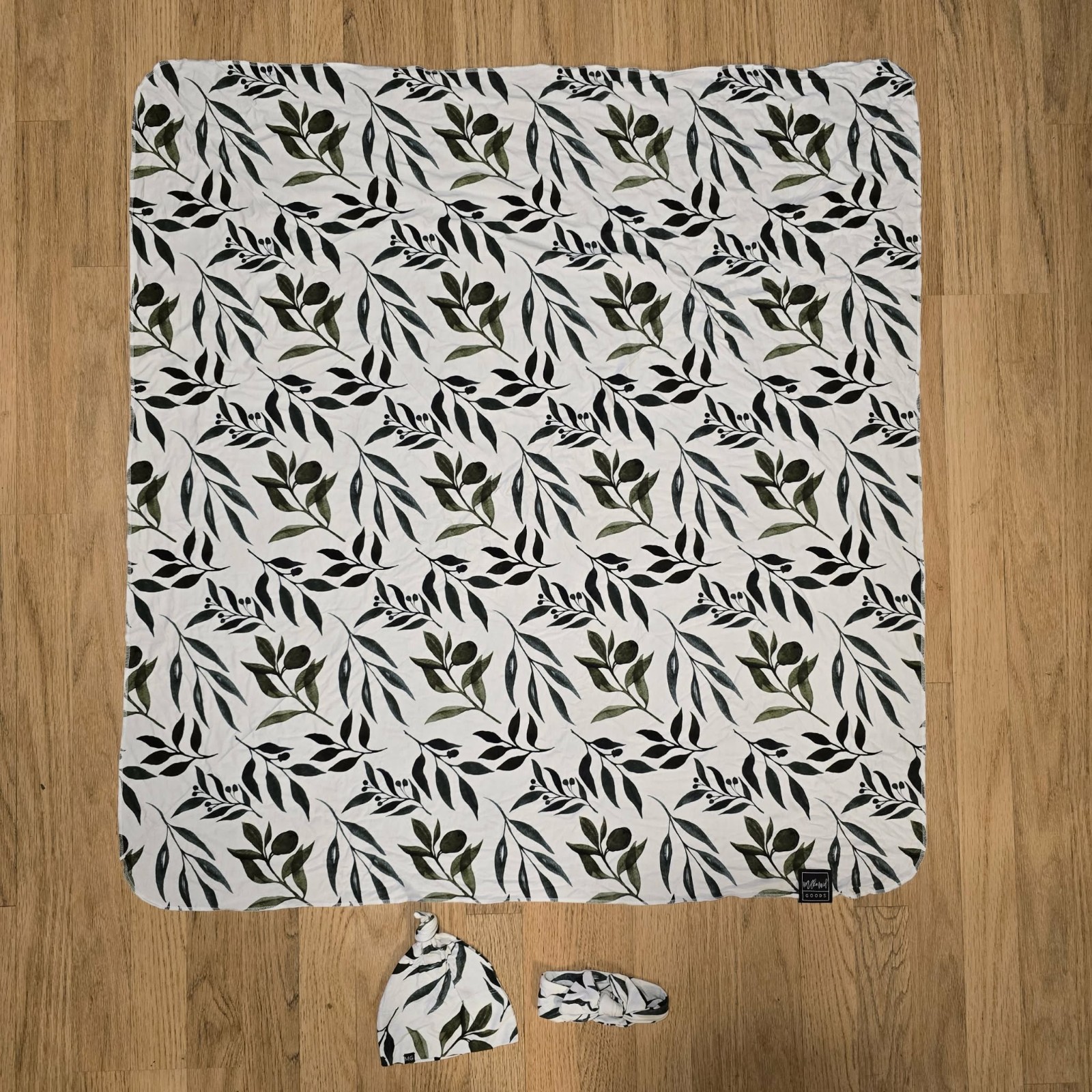 Milkmade Goods Infant Swaddle, Hat and Bow