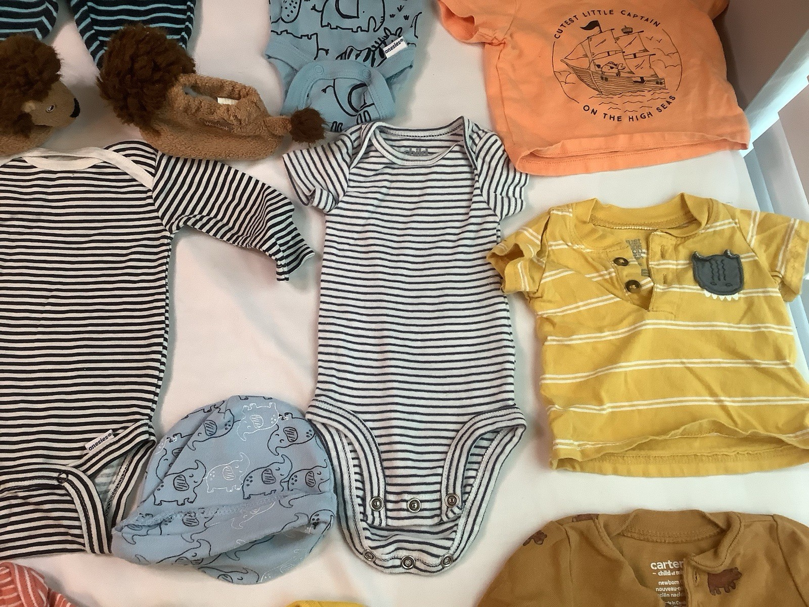 Baby Clothes New Born Boys Mixed Lot Gerber Onsies 6 Hats Lion Webok By Reebok