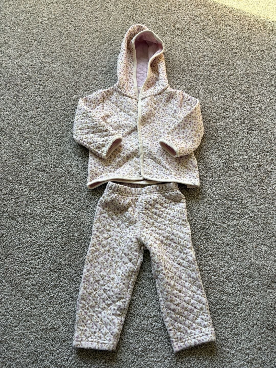 Little Planet by Carter’s Organic Baby Girls’ 2pc Quilted Floral Hooded Set, 12M