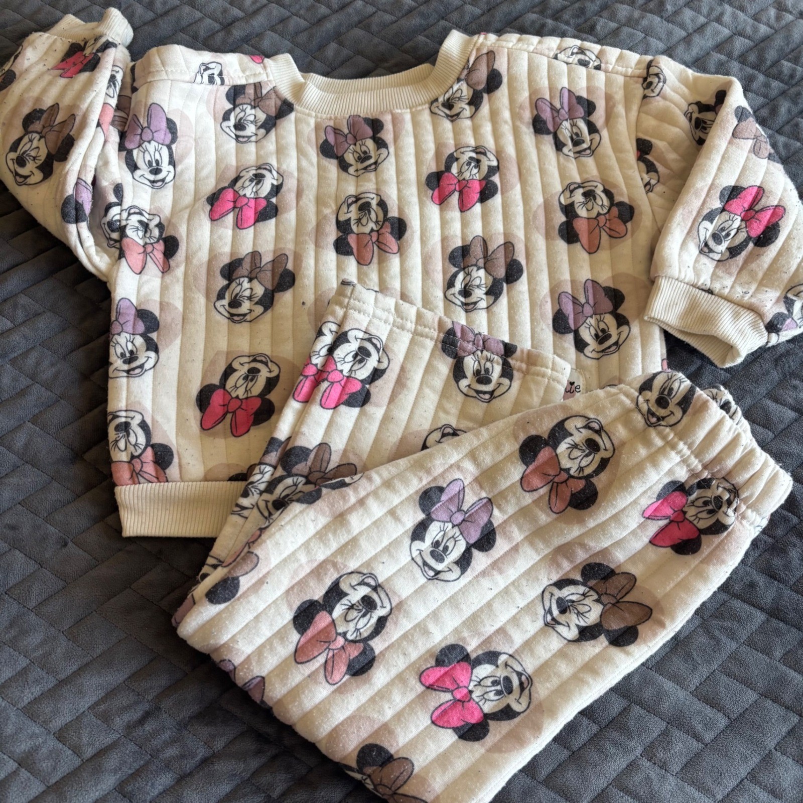 Disney Minnie Mouse Girls 3T Quilted Sweatshirt and Pants Set Cream Pink RN15517