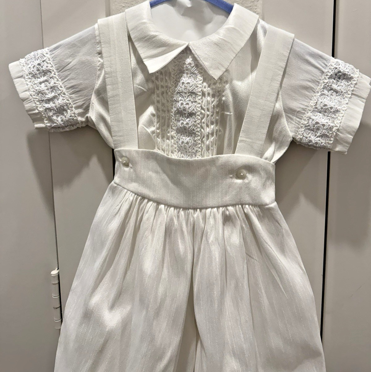 ***ALAS DE ANGEL***BOYS WHITE BAPTISISM SET – SIZE 3 WITH CAP