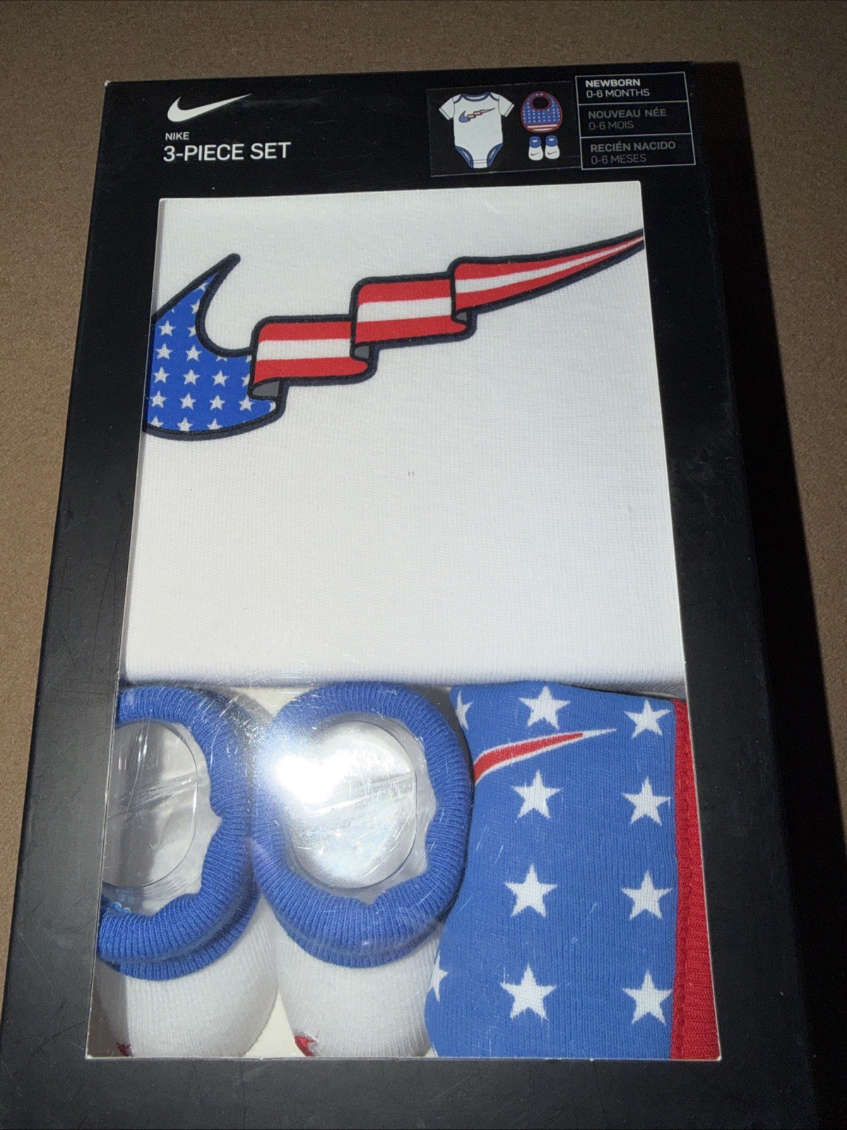Nike 3-Piece Set Bodysuit, Bib And Booties Baby 0-6 Months Flag Patriotic USA