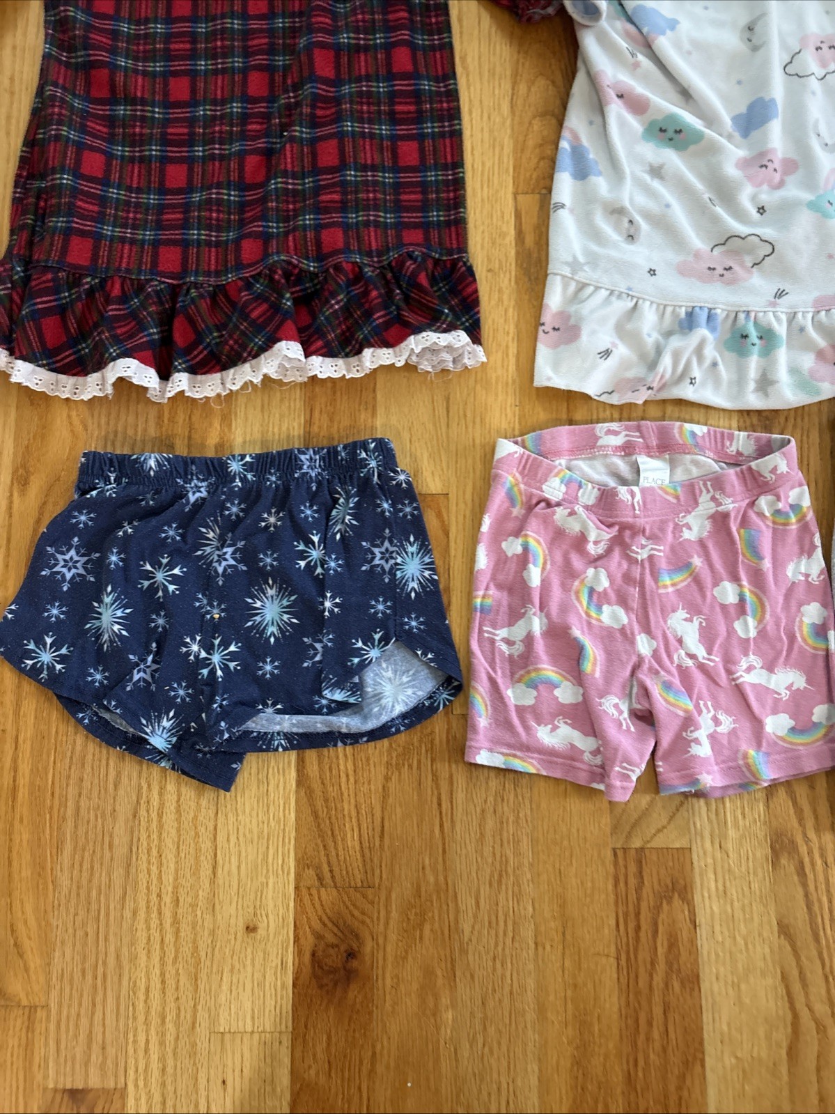 13 pc Girl Clothes Pajamas Shirts Shorts 6 6X 6/7 Disney Encanto Holiday Place