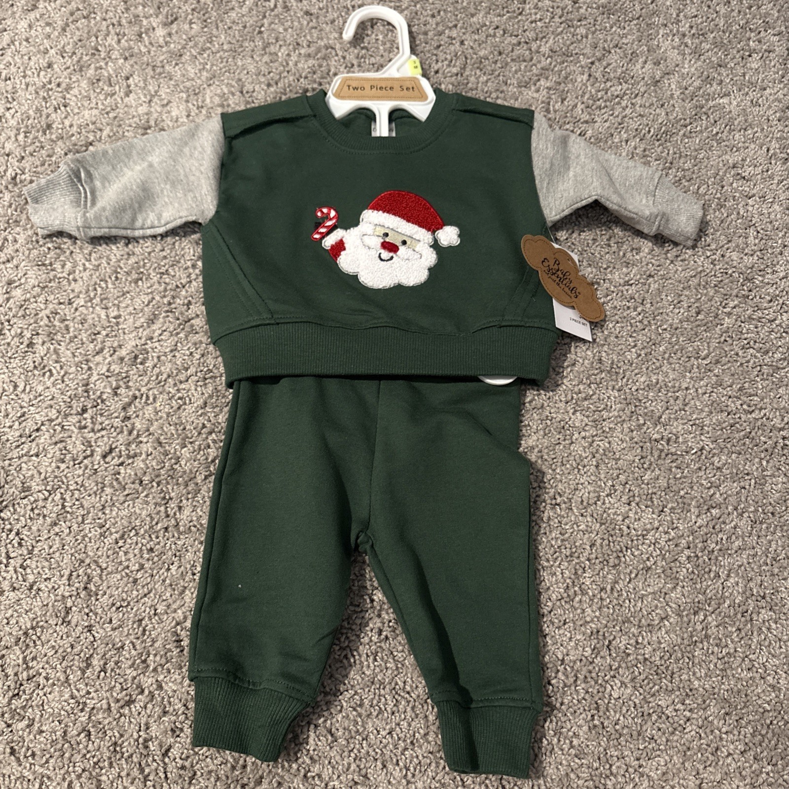 NWT Baby Christmas 2 Piece Outfit Santa Size 3 Months Brand New