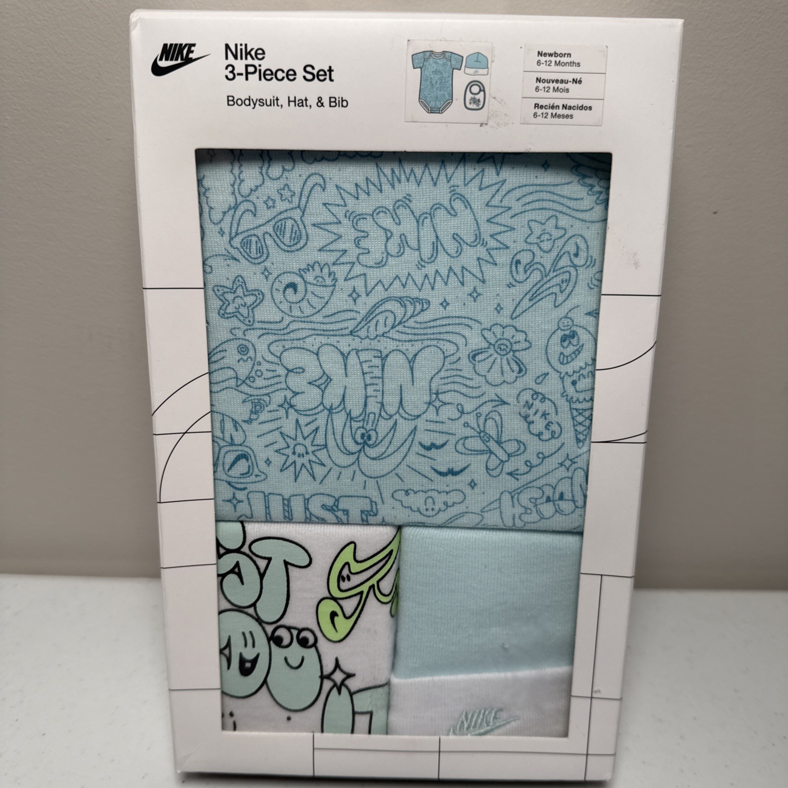 Nike Baby Boy 6-12 Months 3-pc gift set bodysuit hat bib Blue NEW