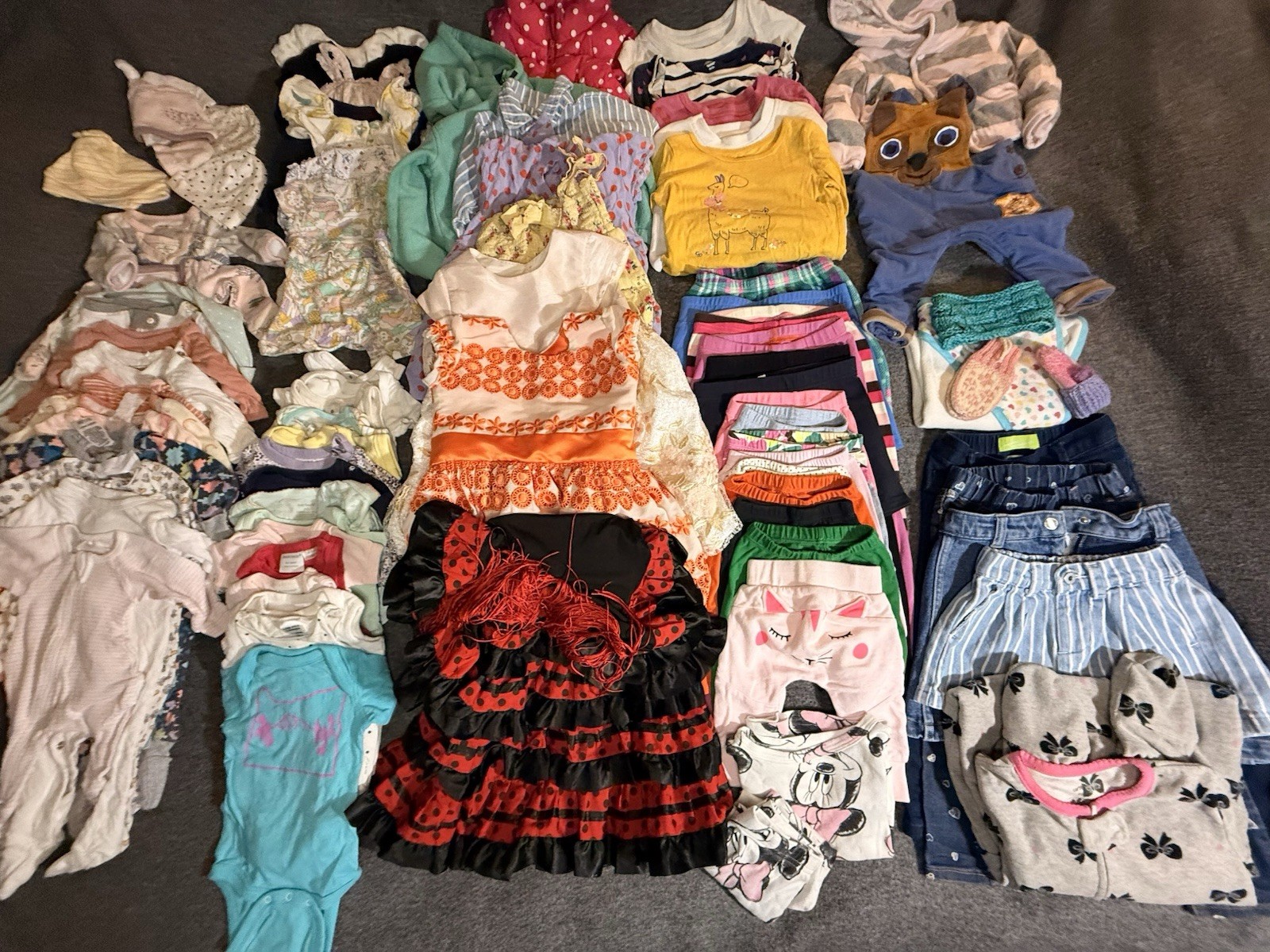 Huge Lot Of 82 Pieces Baby Girl 0-3 Month to 3T Clothes Mixed Brands Good Brands