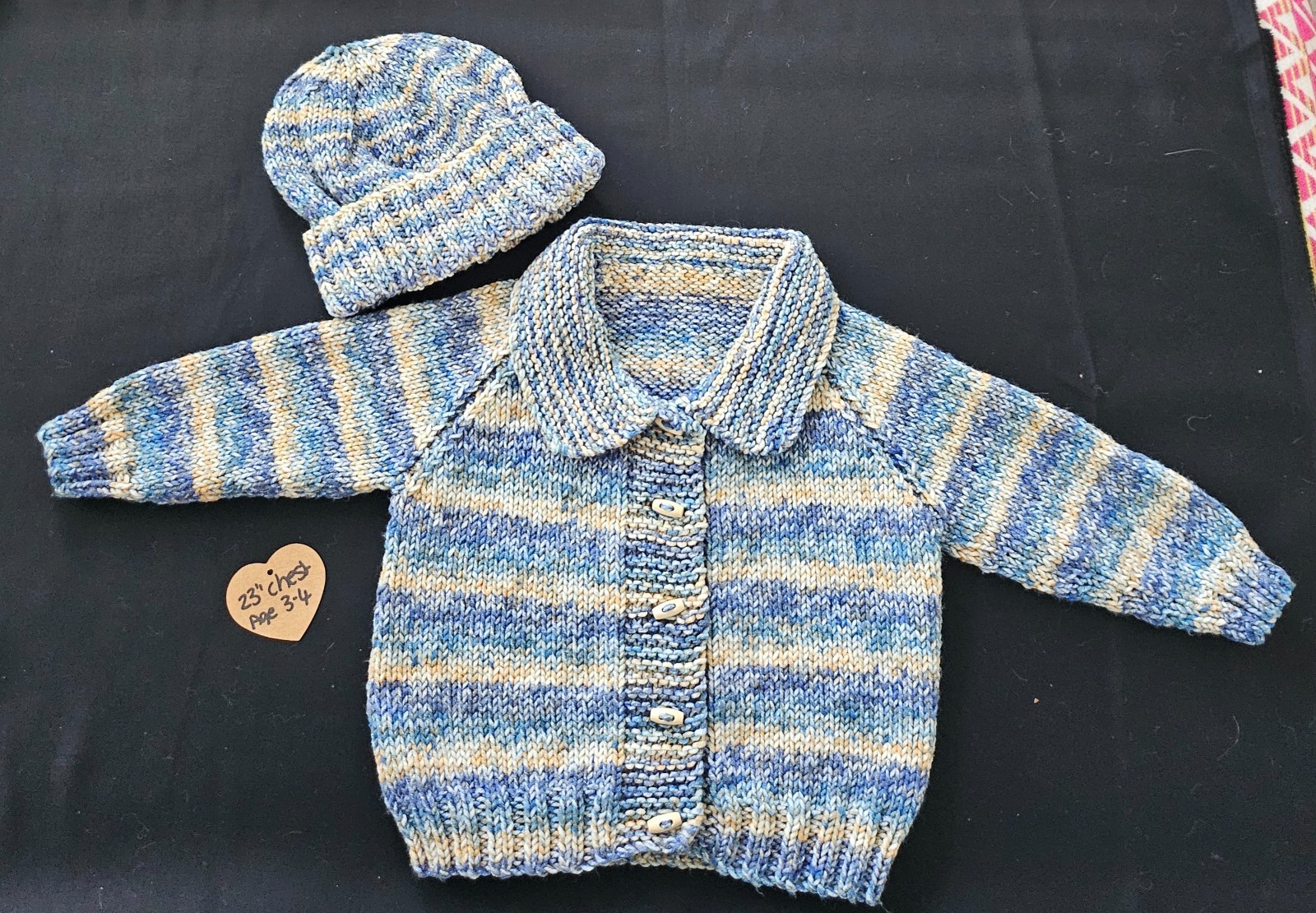 Hand Knitted Childs Collared Jacket & Hat 22″ & 23″ Chest 2-3 & 3-4 years