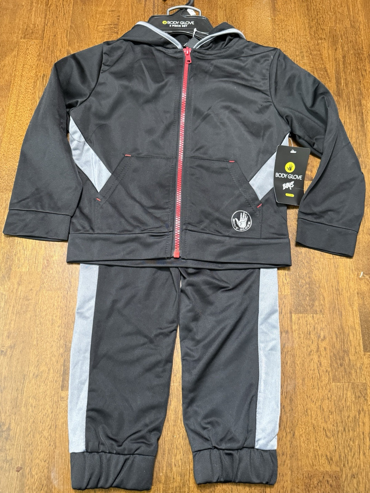 NEW Body Glove Two Piece Set Track Suit Long Pants Size Boys 4 Black Red Gray