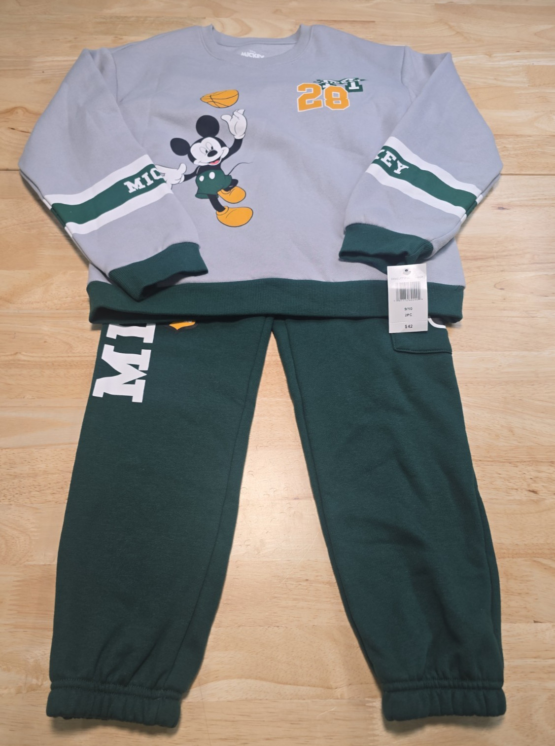 Disney Mickey & Friends Boys 2-Piece Fleece Sweatshirt & Pants Set 9/10