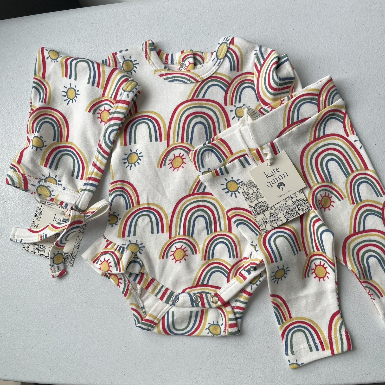 Kate Quinn Baby Girl Rainbow Sun Outfit Top Pants Elf Hat Outfit 0-3mo Set of 3