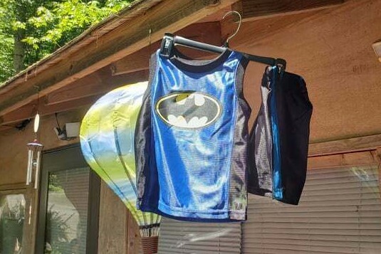 Boy’s Warner Bro’s Batman Short Shirt Set Size 2T
