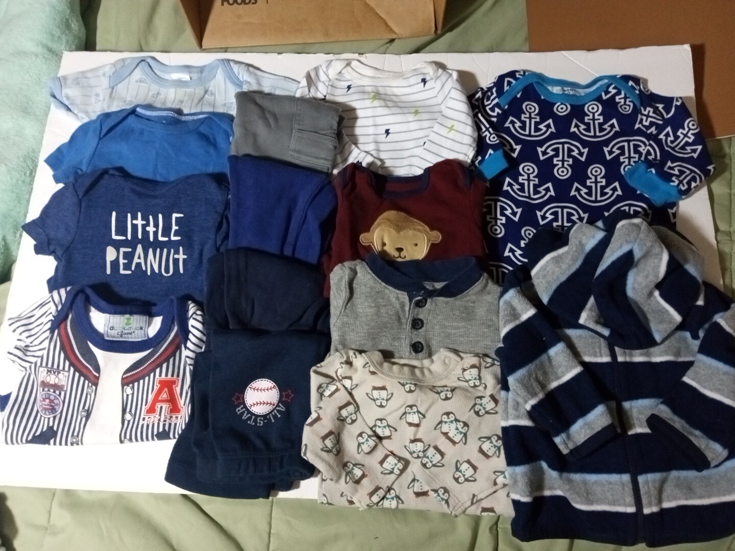 Baby Boy 0-3 MonLot Of 14 Pcs Of Outfits. 4 Pants 8 Rompers, 1 PC Suit/ Hoodie.