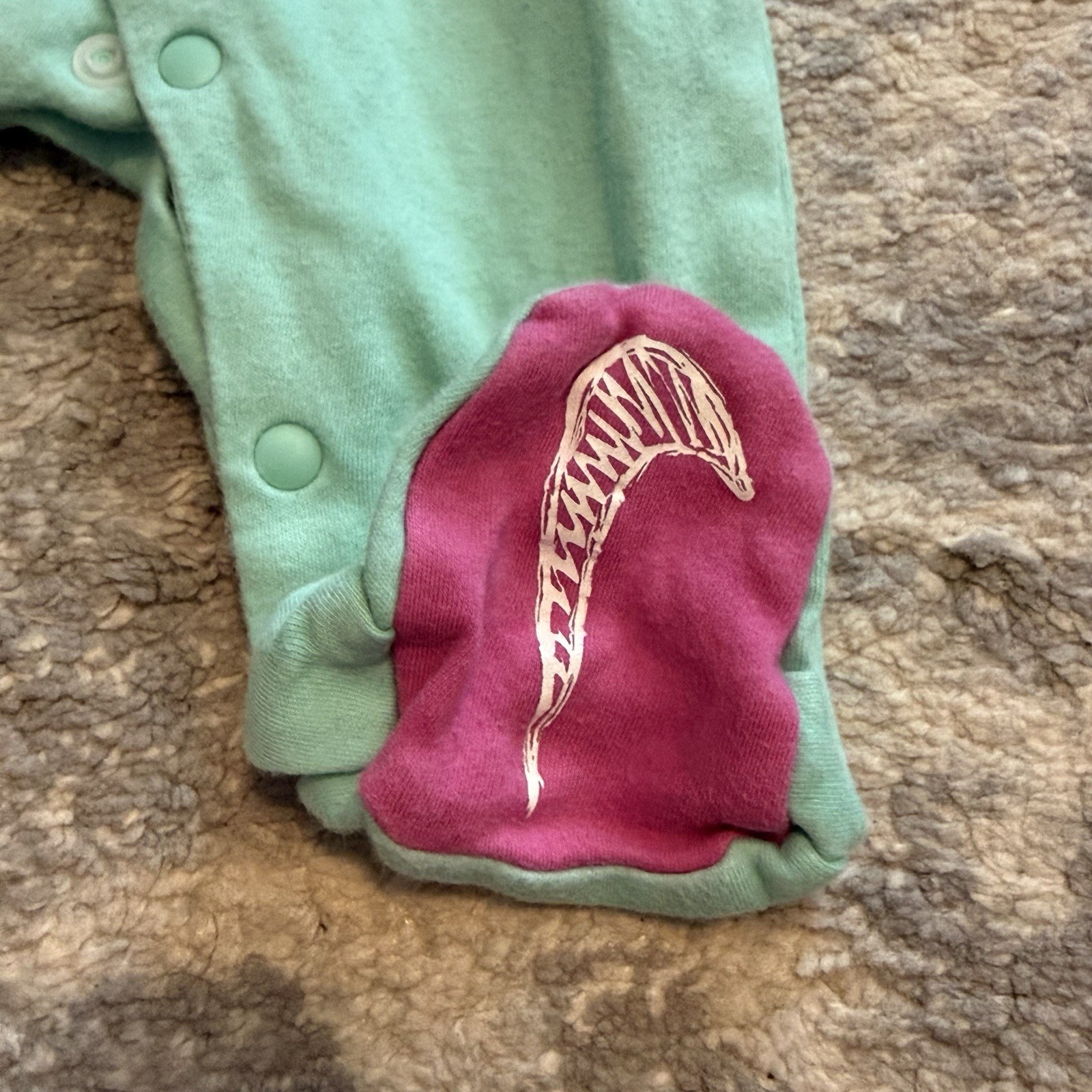 Nike Baby Girl Outfit Bundle 3 Pack 0-6M Footed Sleepers Bodysuit Set