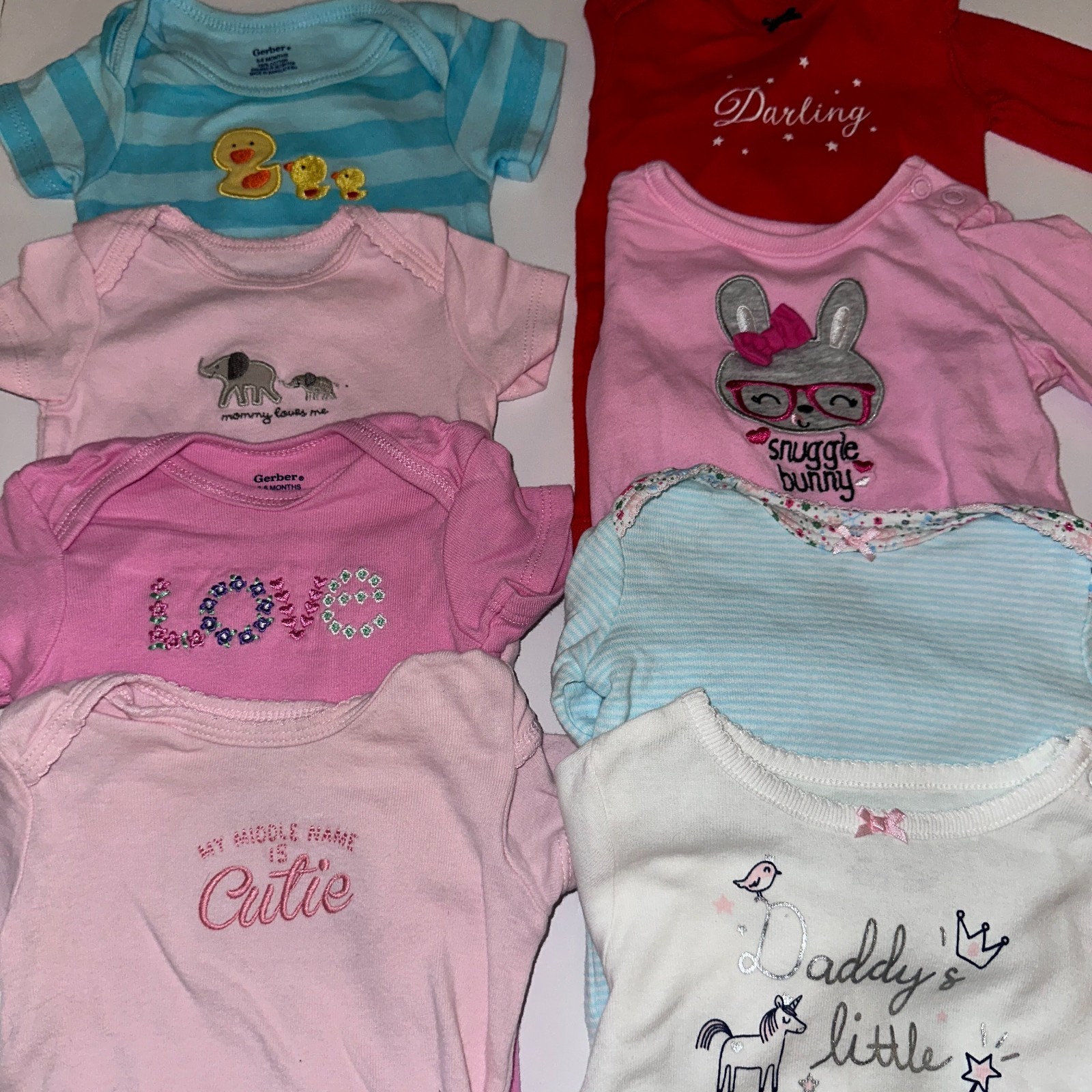 22 PIECE LOT BABY GIRL 0-6 months Little Me, Carters, Pooh, Onsies, snowsuit ++