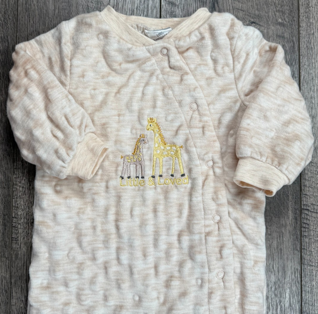 Baby Boy Clothes Nwot Little Beginnings 0-3 Month Little & Loved Giraffe Outfit
