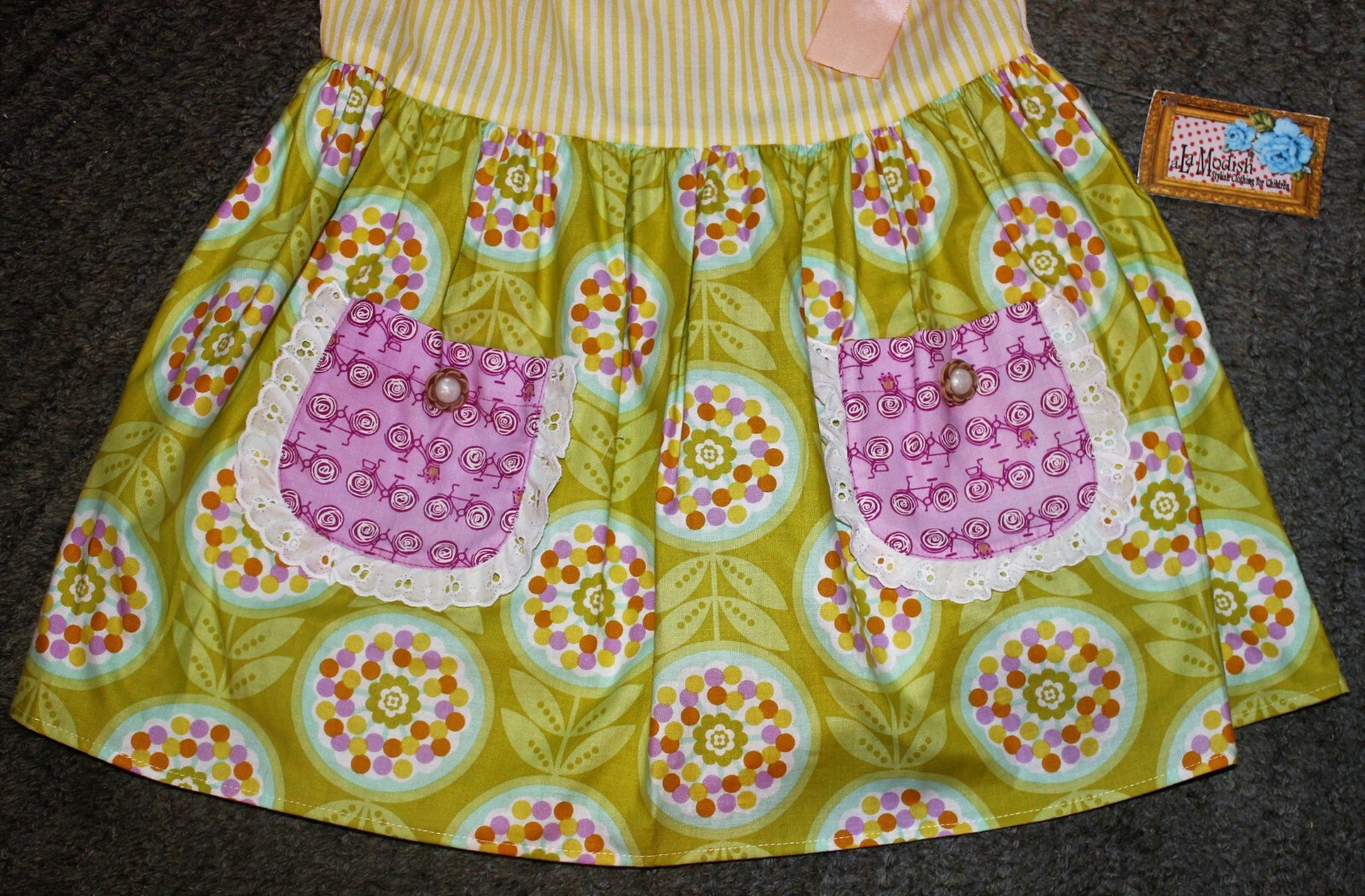 a La Modish Toddler Girls 2 Piece Set (Dress & Bloomers)- Size 2T/3T (READ) -NWT